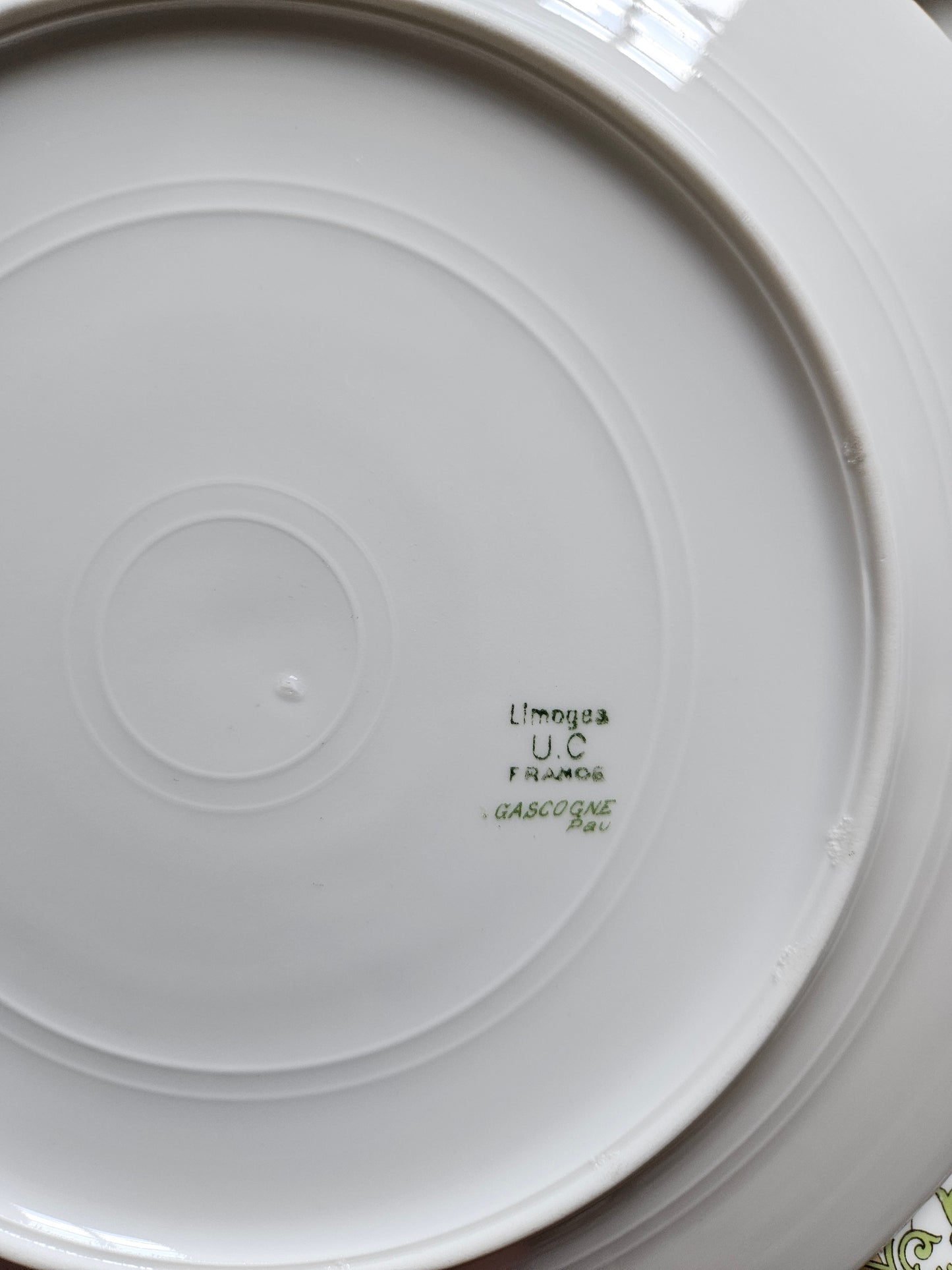 Assiettes plates porcelaine, Gascogne