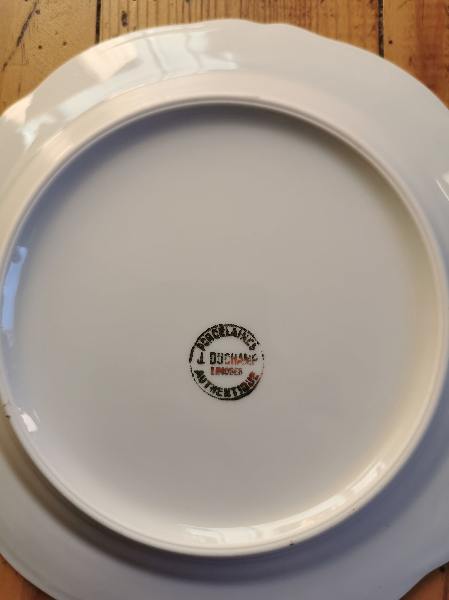 Assiettes à dessert, porcelaine Limoges, dorées