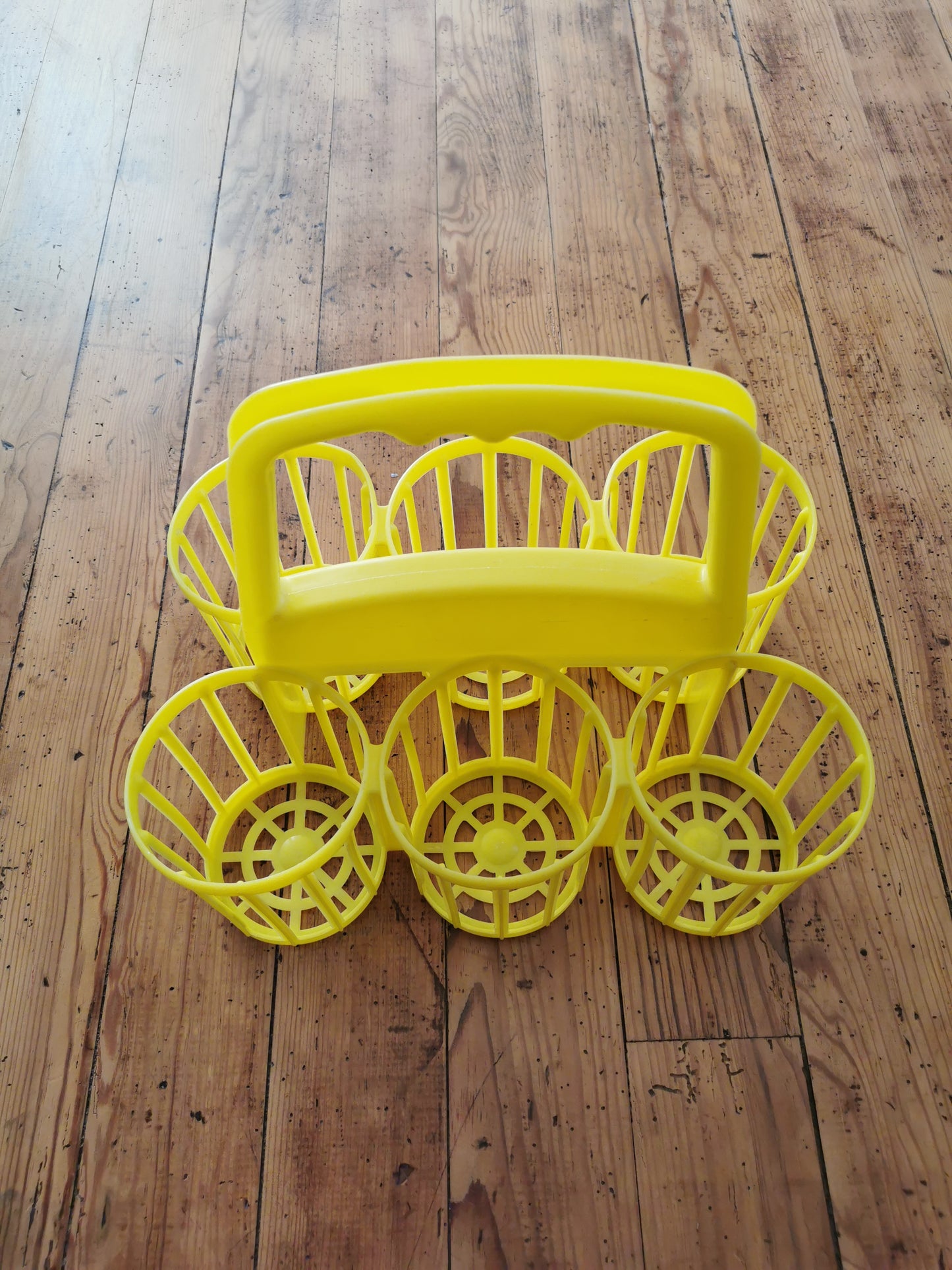 Porte bouteilles en plastique, jaune