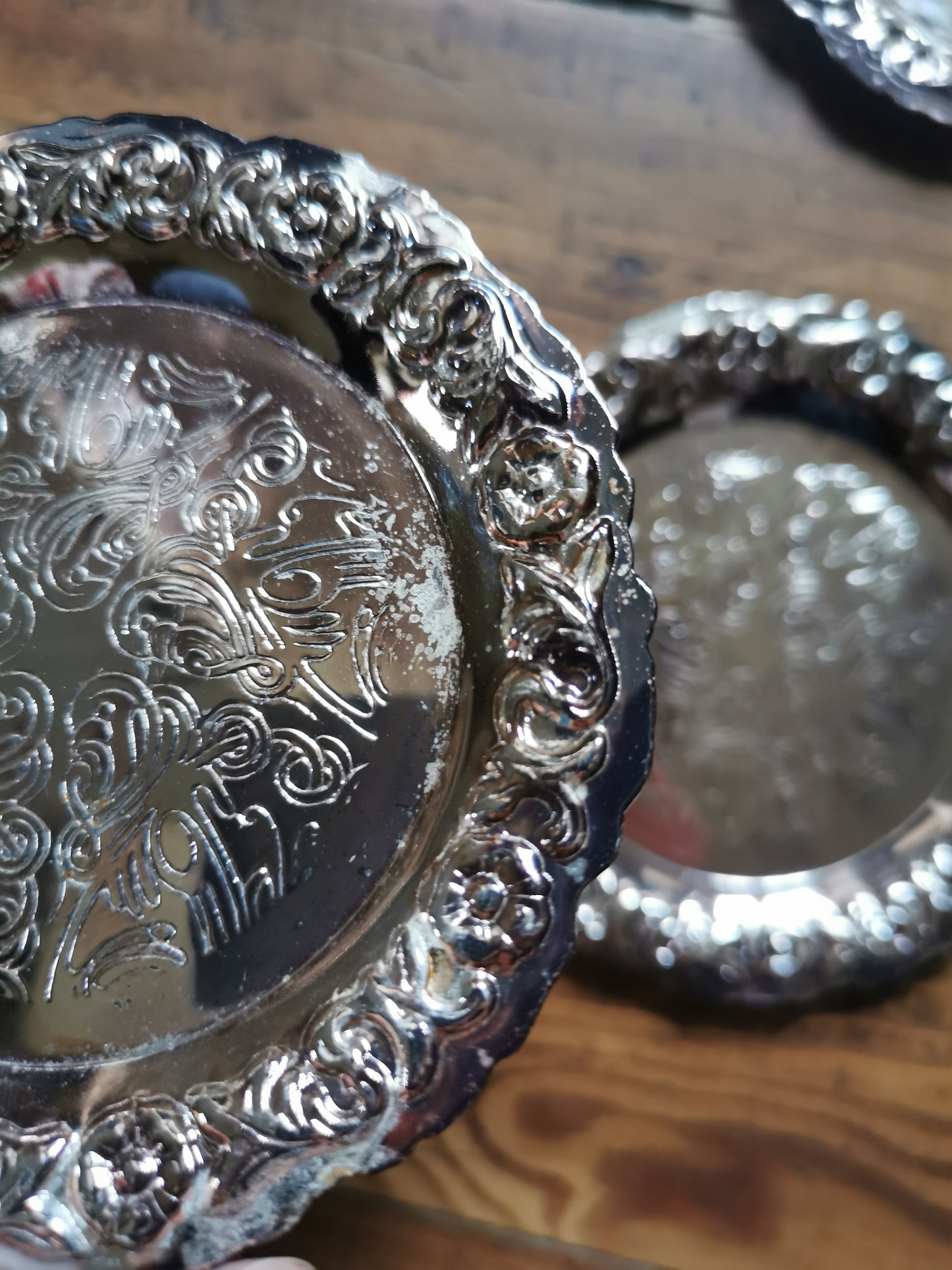 Dessous de verres métalliques