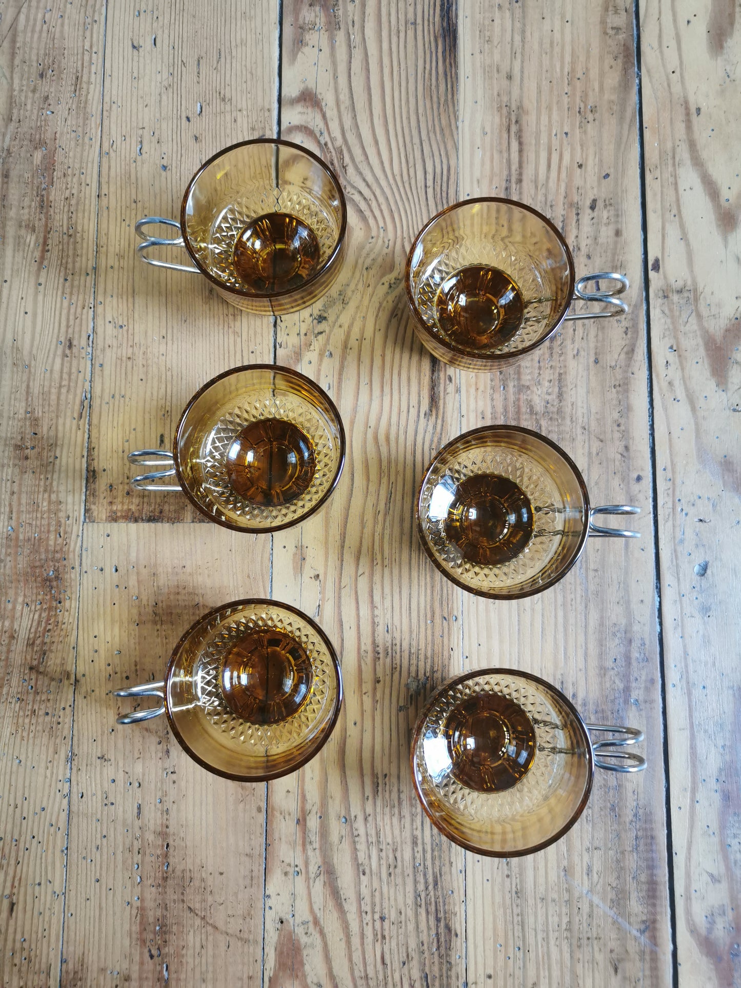 Tasses à café rétro, verre ambré