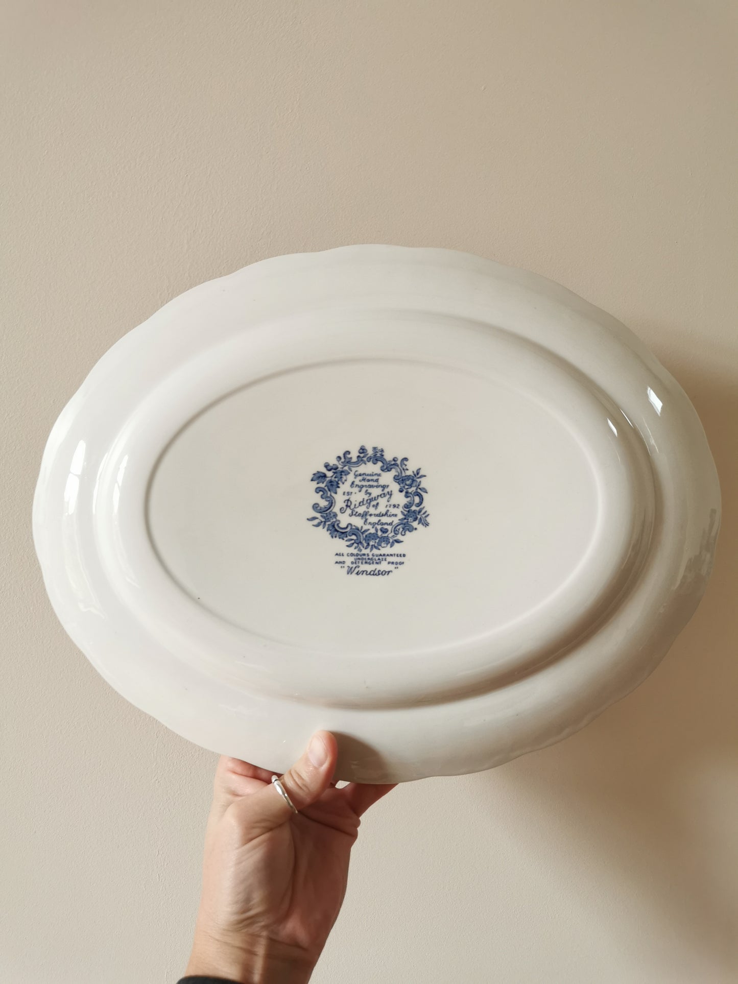 Plat ovale vintage Ridgway, Windsor