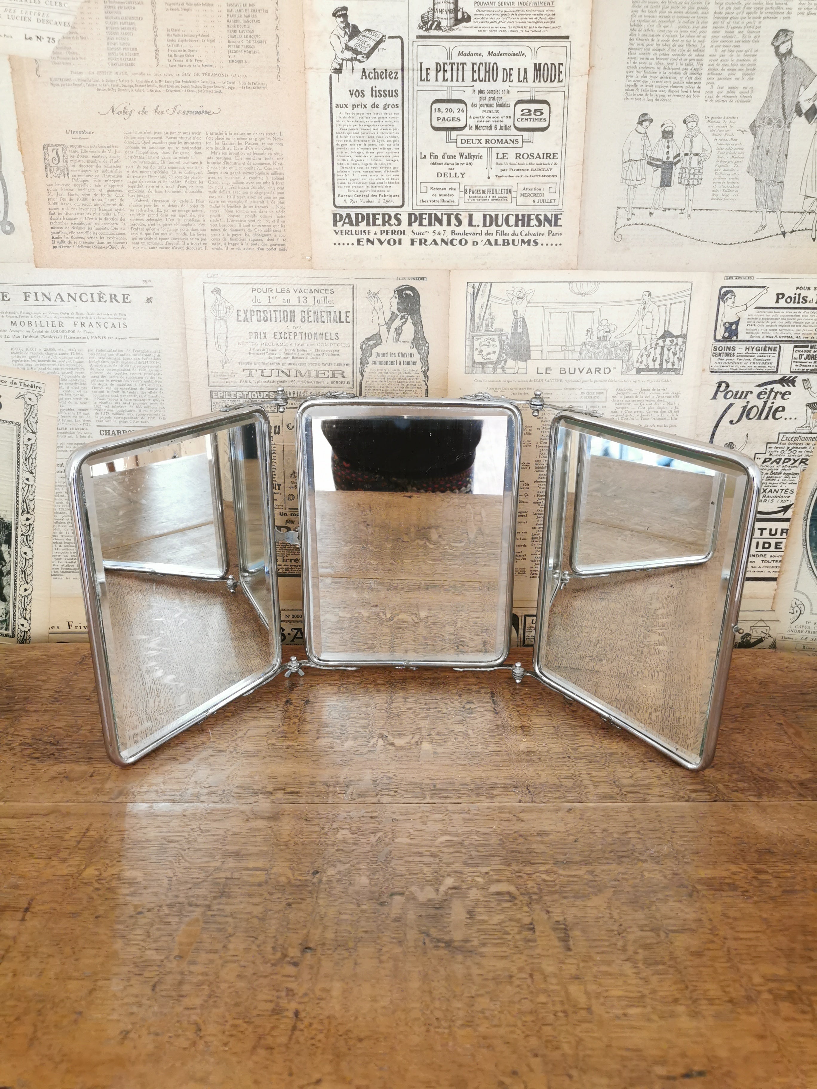 Ancien Miroir de Barbier Triptyque 3 Glaces avec Chainette Vintage Patine Antiqu Ancien Miroir de Barbier Triptyque 3 Glaces avec Chainette Vintage Patine Antiqu