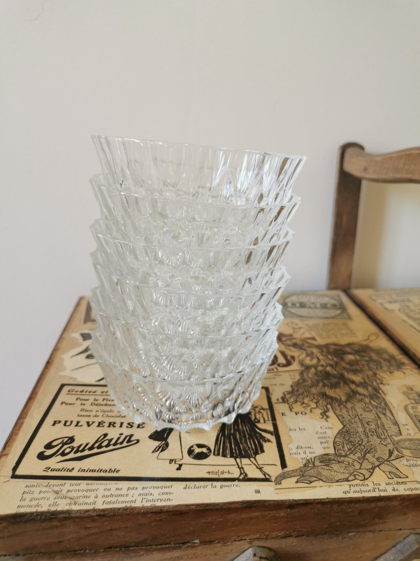 Coupelles vintage en verre ciselé