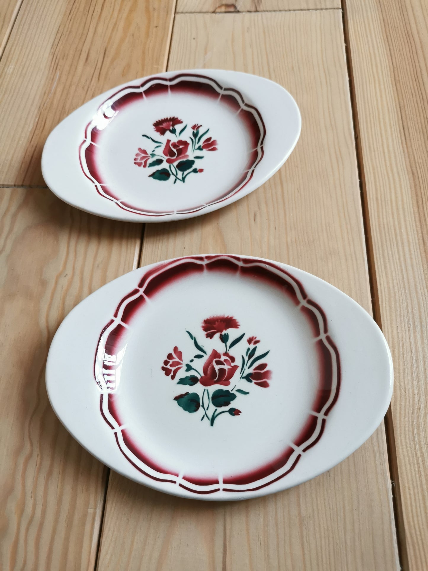 Assiettes à oreilles ovales Badonviller