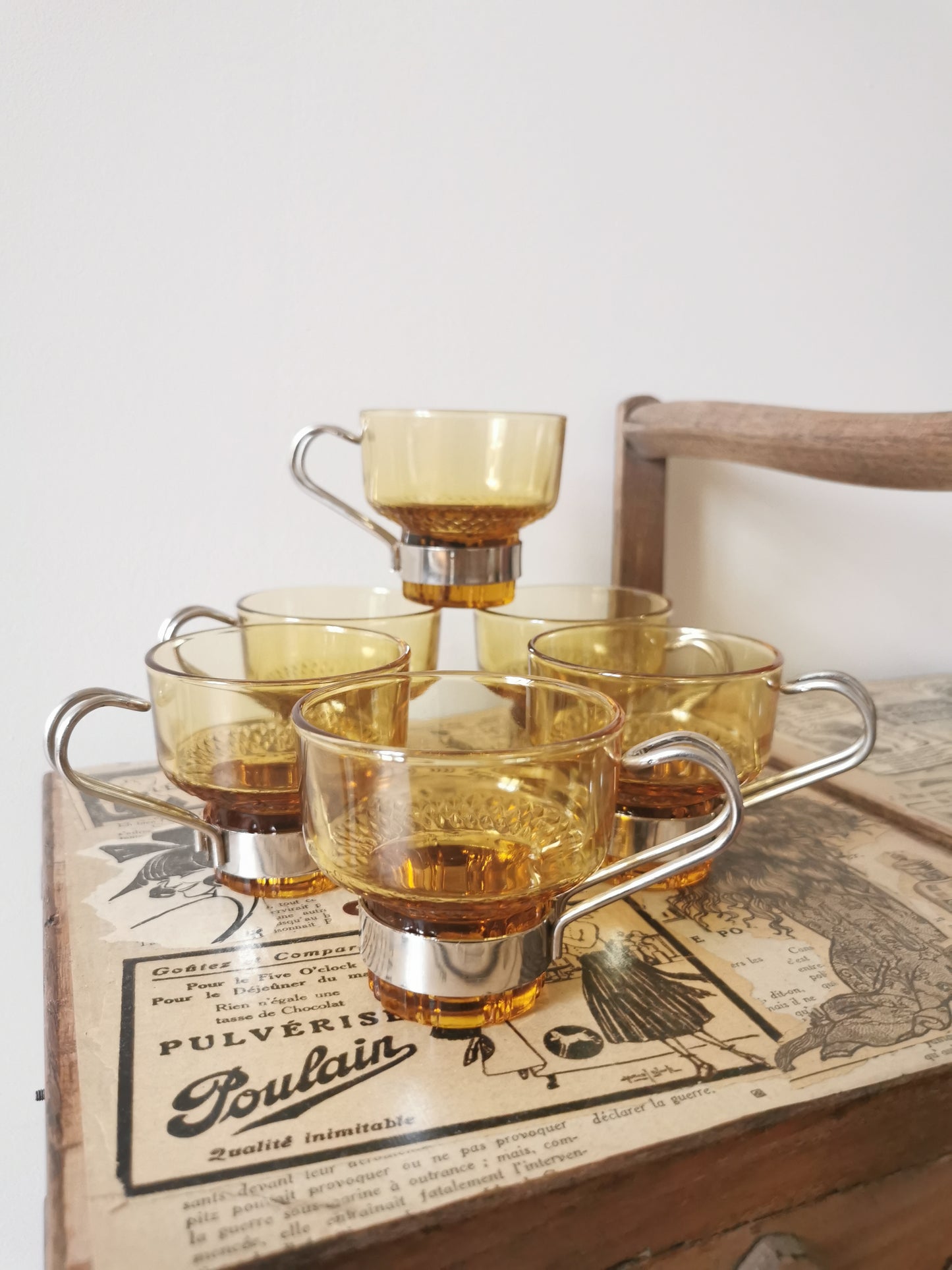 Tasses à café rétro, verre ambré