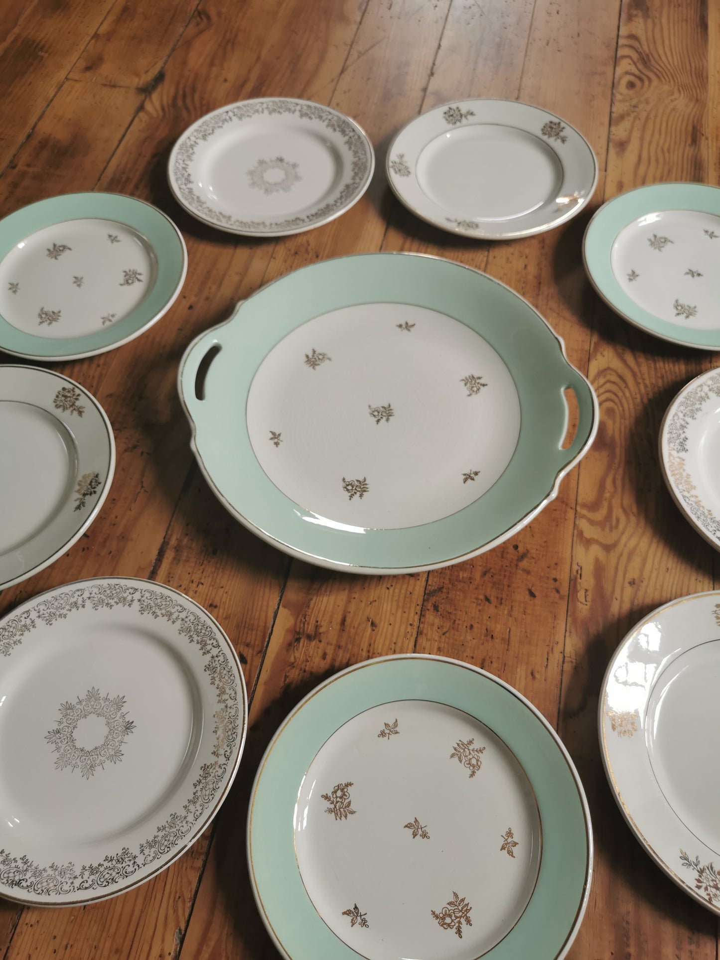 Service à dessert dépareillé, mint & doré