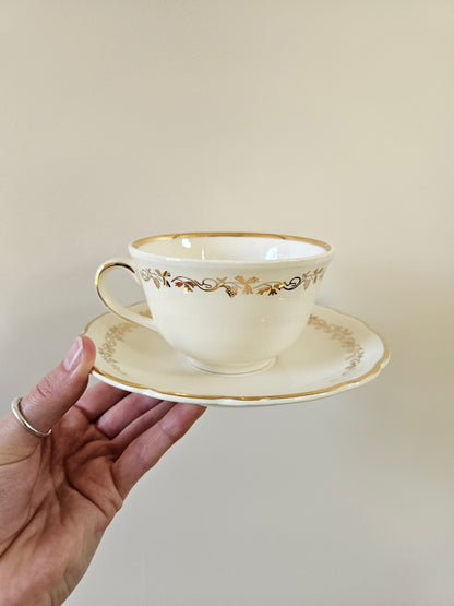 Tasses Villeroy & Boch, crème et doré