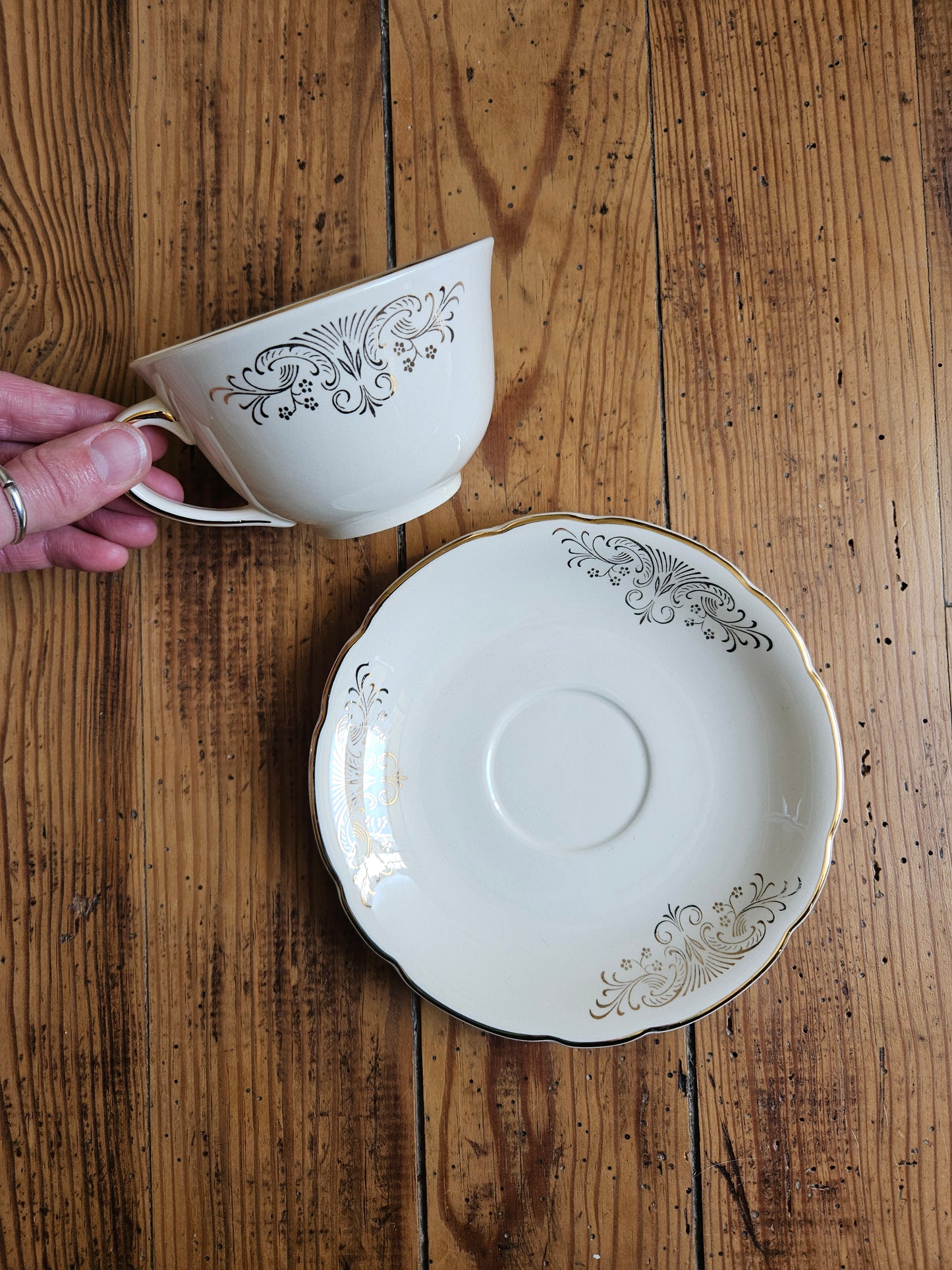 Tasses Villeroy & Boch, crème et doré