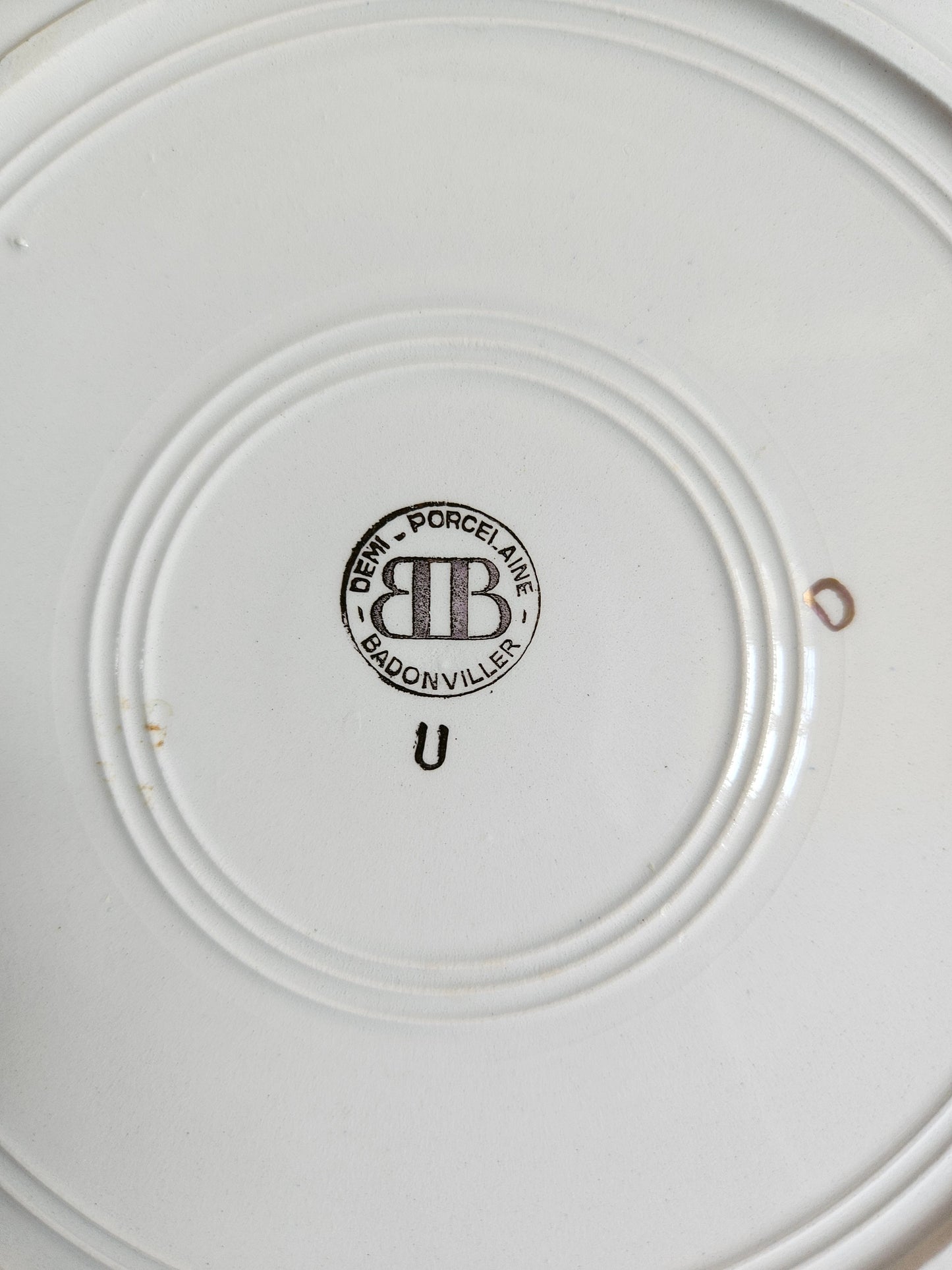 Assiettes plates dépareillées, fleurs / mint