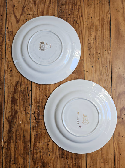 Assiettes plates dépareillées, vert pomme / jaune / fleurs