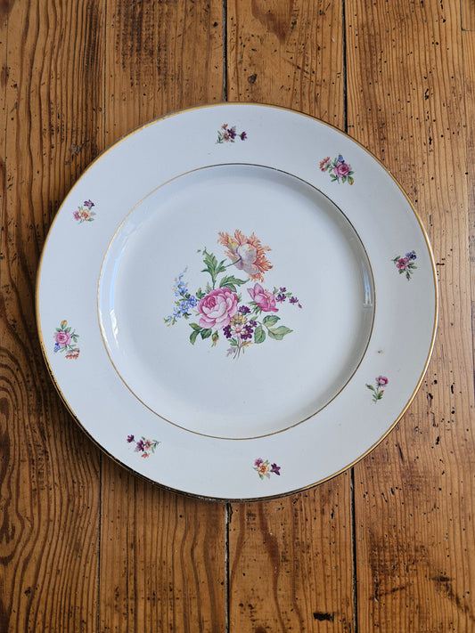 Plat rond fleuri L’Amandinoise