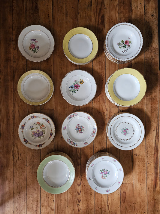 Assiettes creuses dépareillées