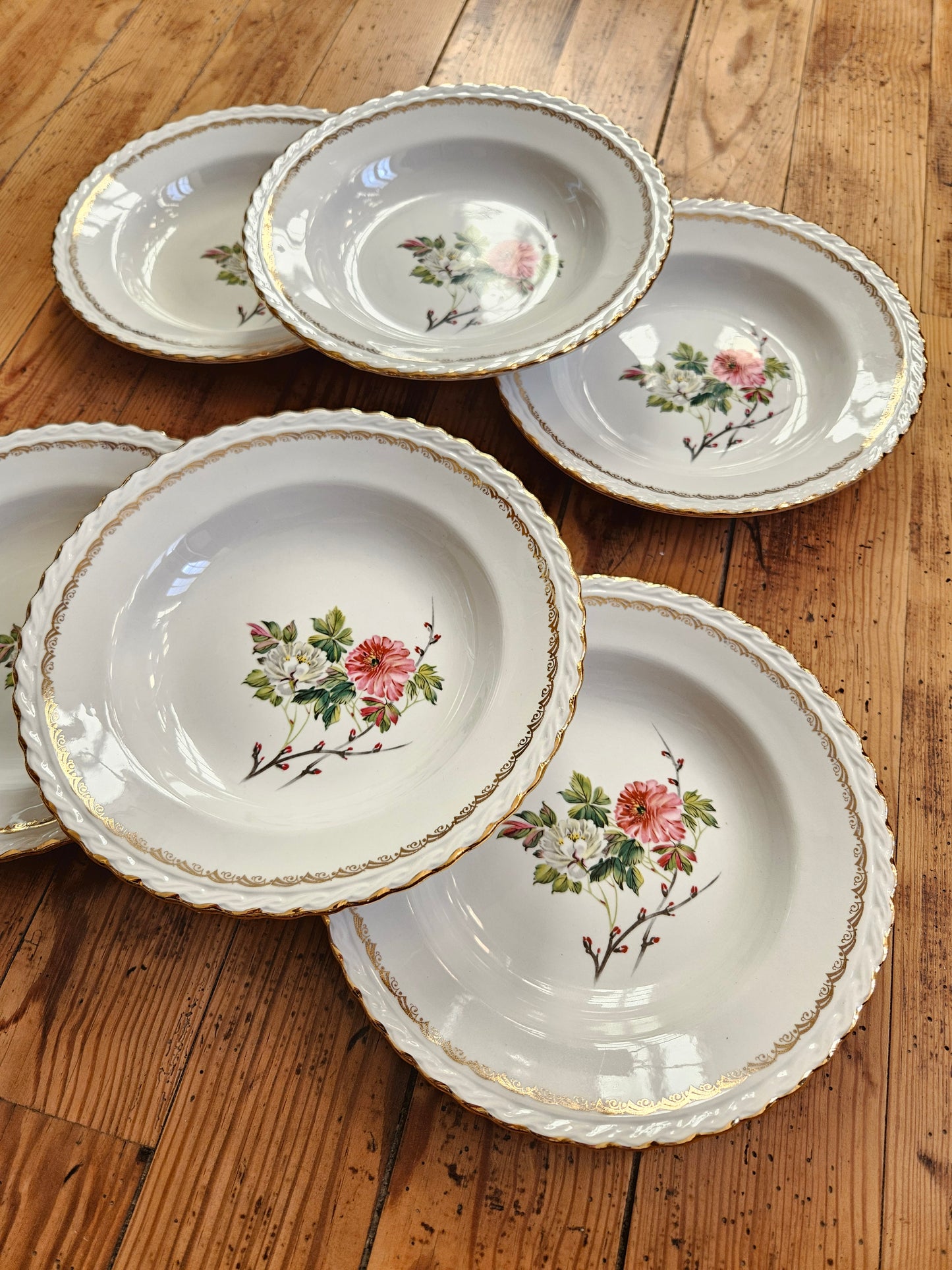 Assiettes creuses L’Amandinoise à fleurs