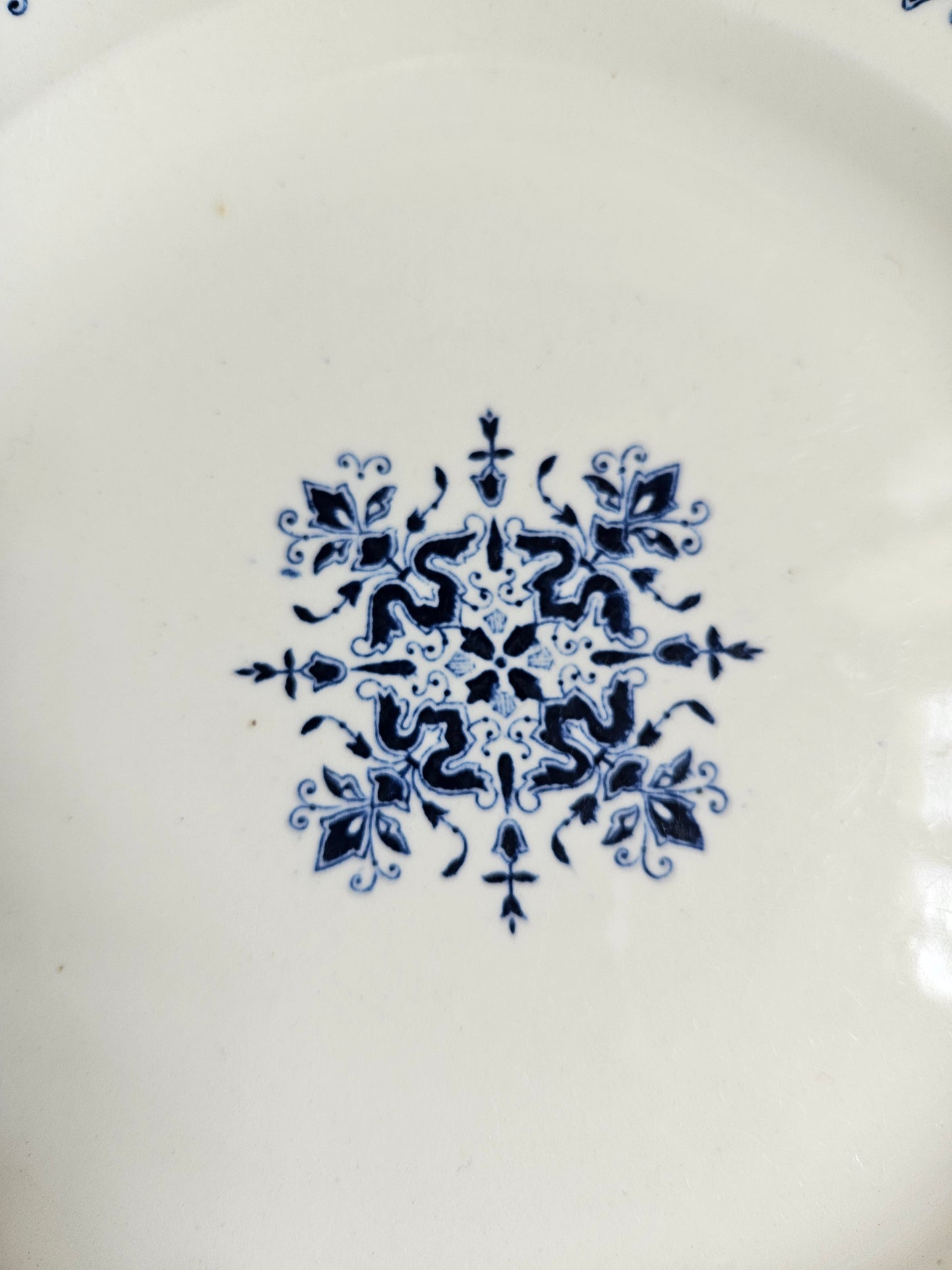 Assiettes plates Clairefontaine, Rouen