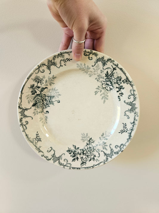 Assiette plate H.C