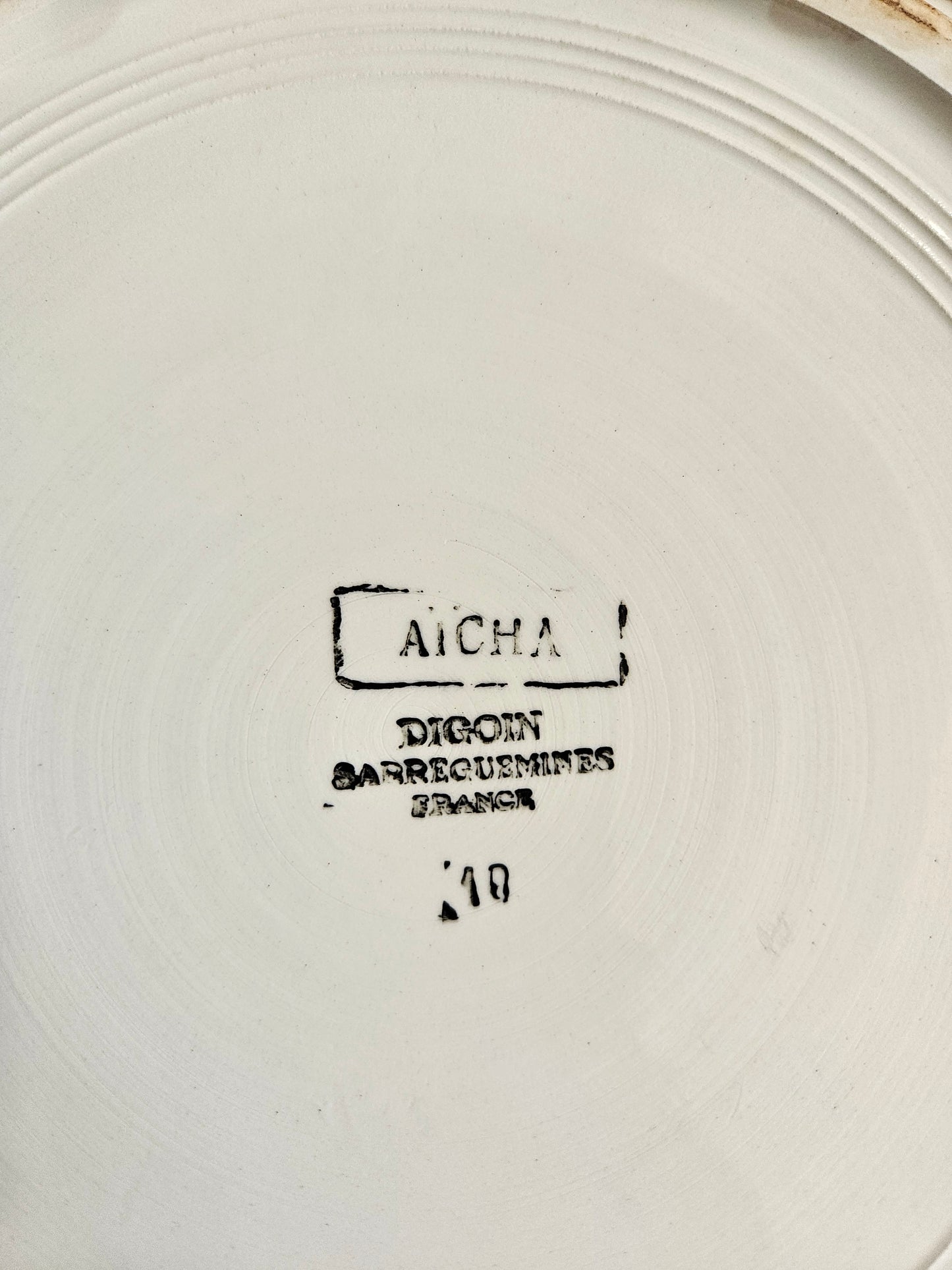 Saladier Digoin, Aïcha