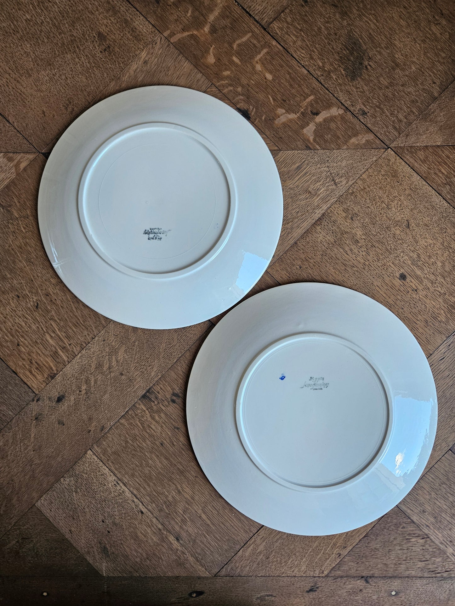 Assiettes plates dépareillées / Fleurs, bleu, vert