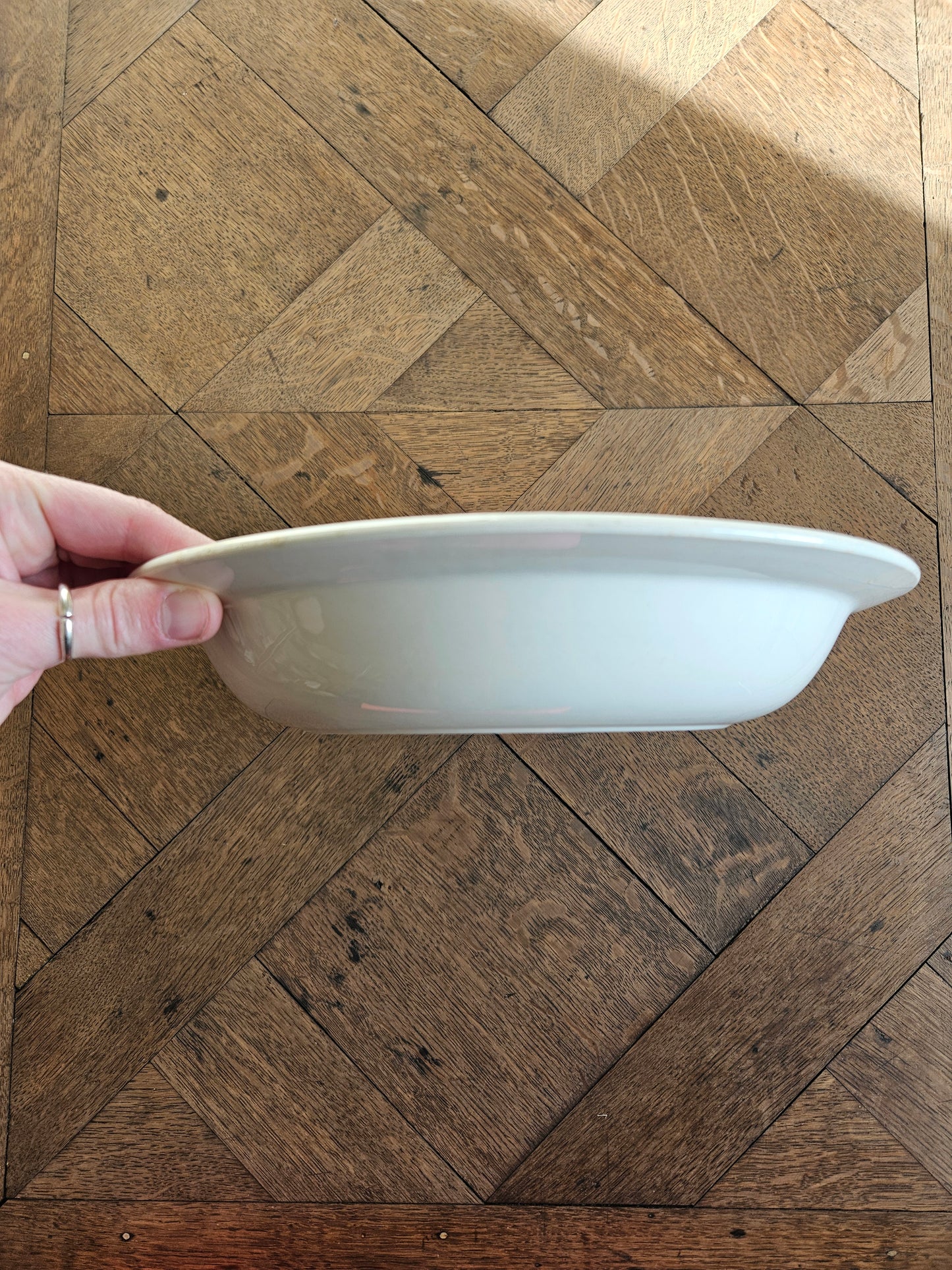 Plat creux Digoin, décor basque