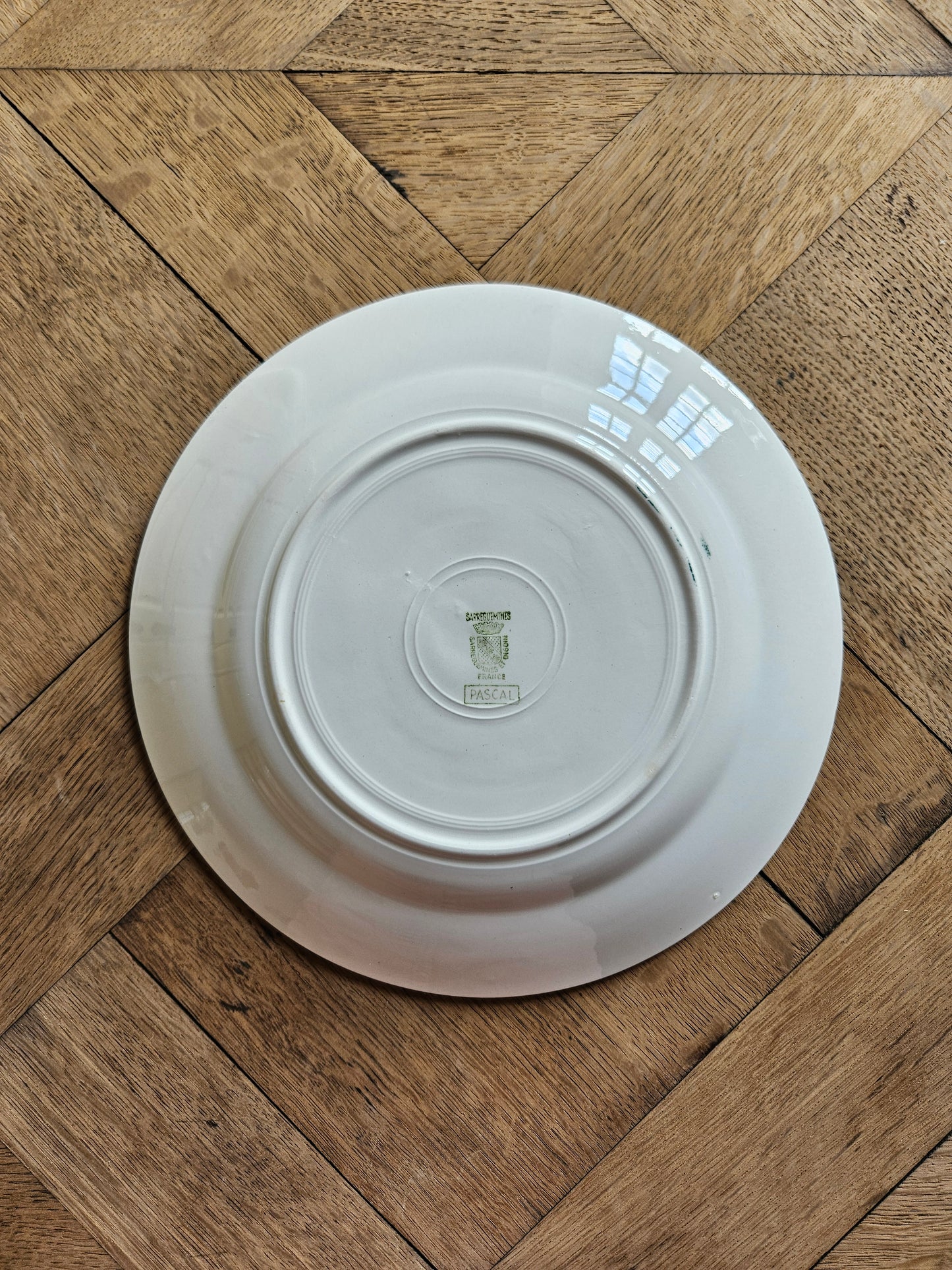 Assiettes plates Digoin, Pascal