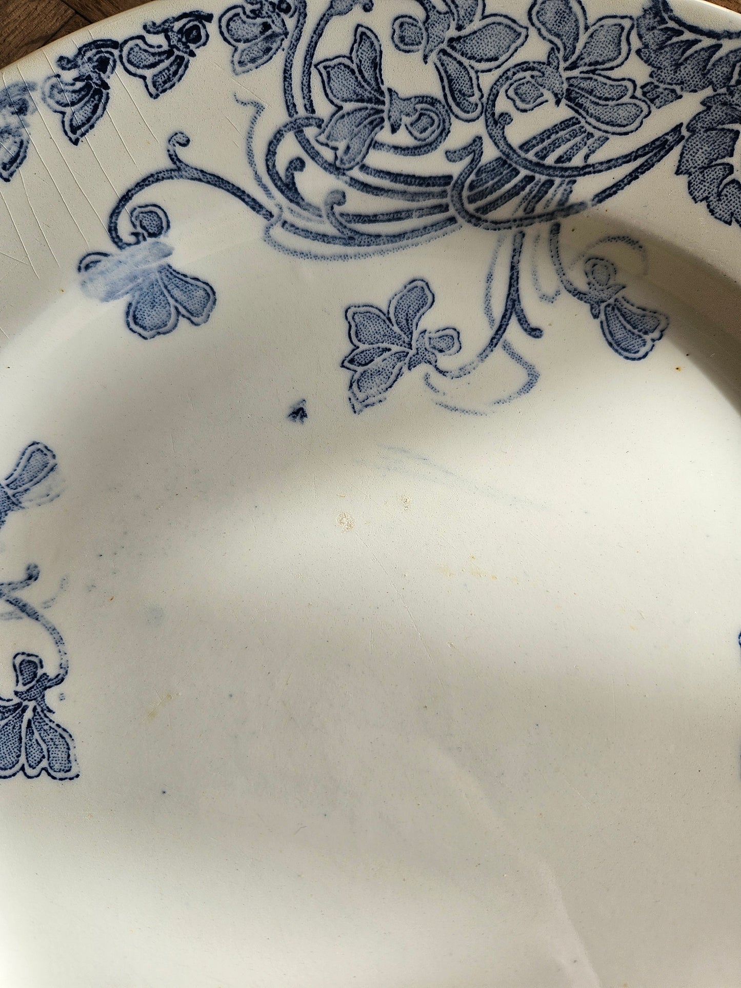 Assiettes plates Clairefontaine, Violettes