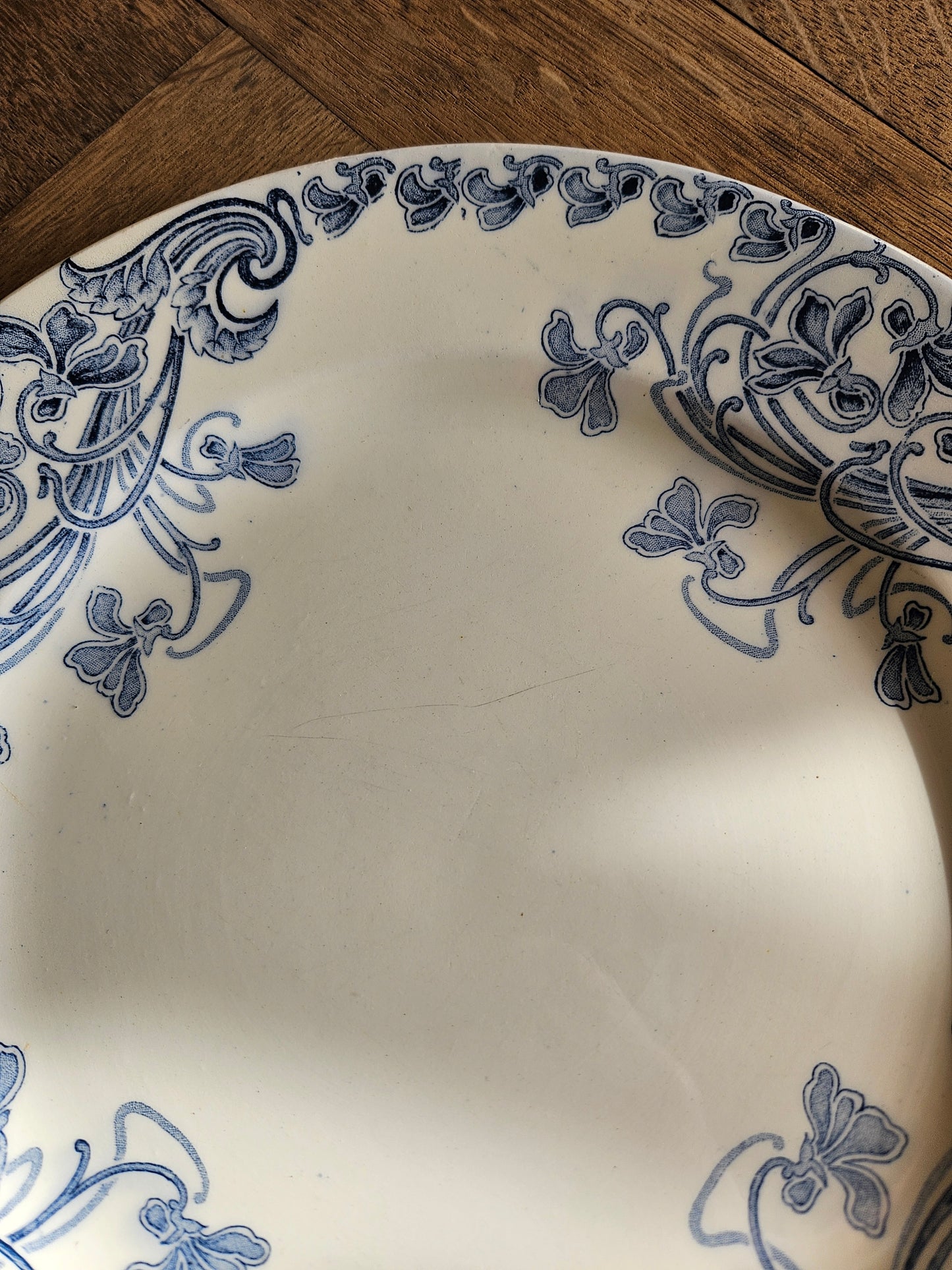 Assiettes plates Clairefontaine, Violettes