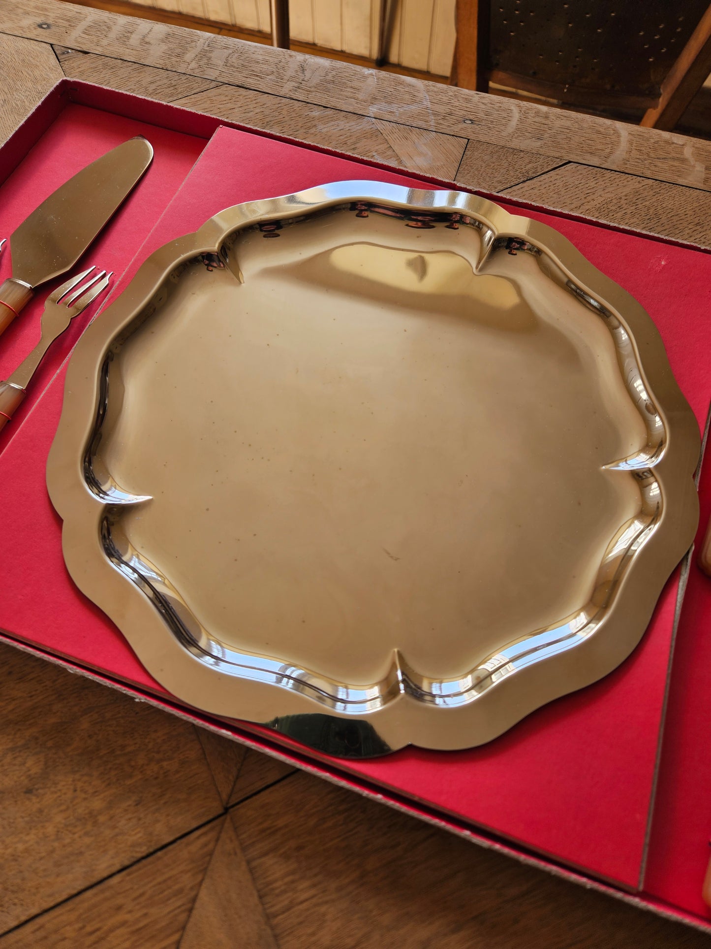 Coffret à dessert, plat & couverts