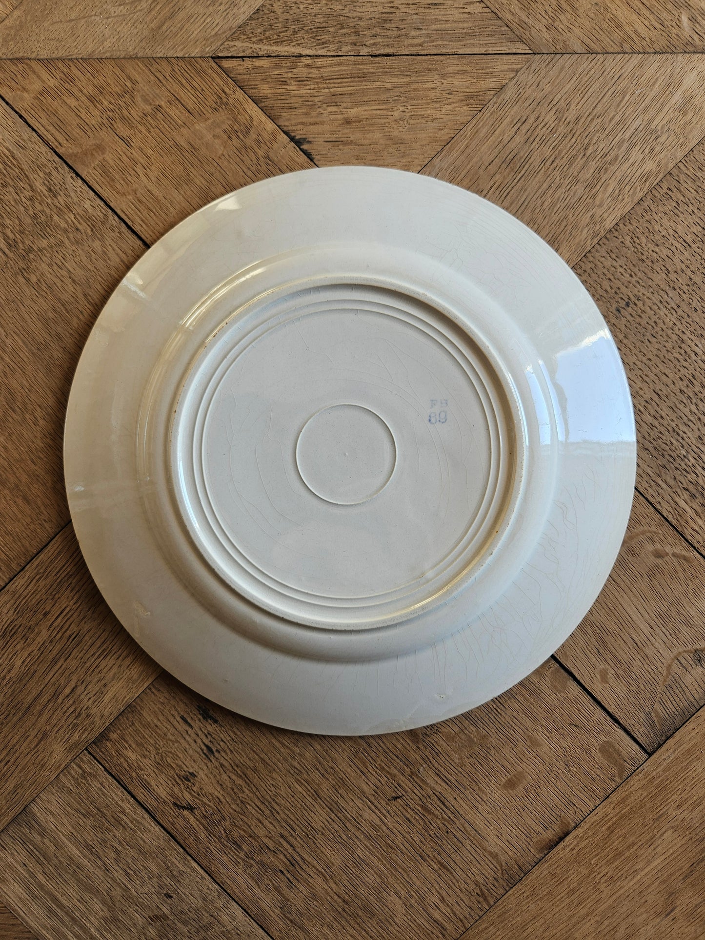 Assiettes plates Badonviller, décor basque