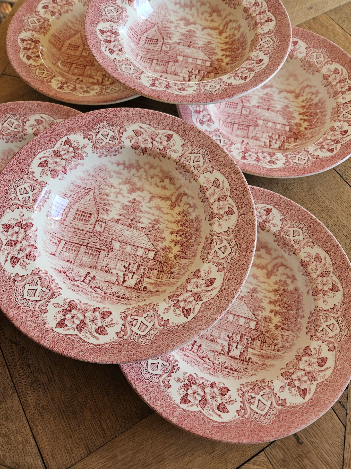 Assiettes creuses Old Inns Series, Staffordshire