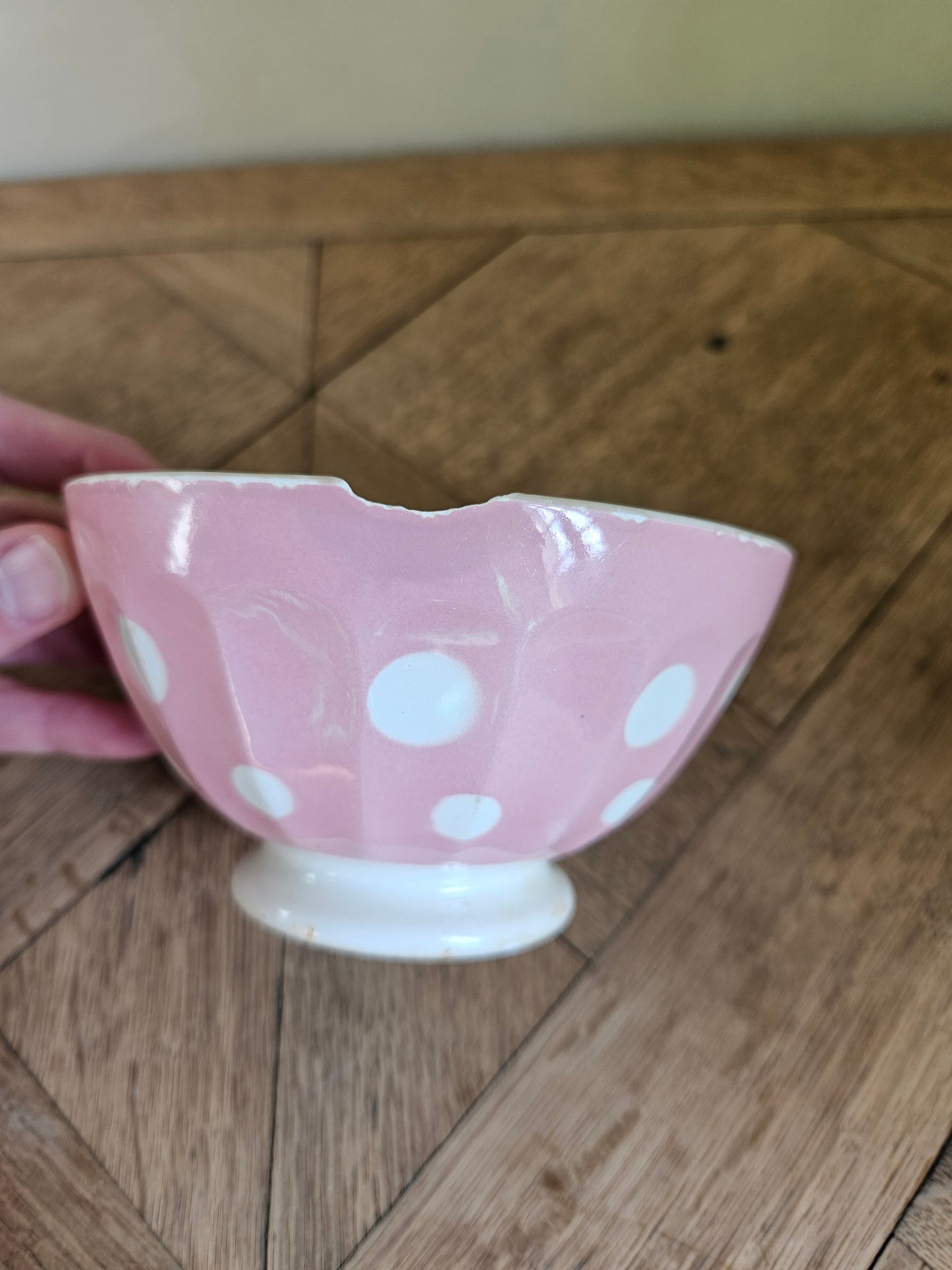 Bols à facettes anciens (abîmés)