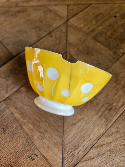 Bols à facettes anciens (abîmés)