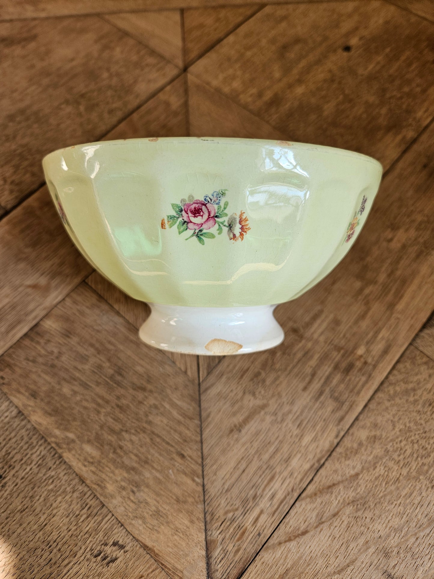 Bols à facettes anciens (abîmés)