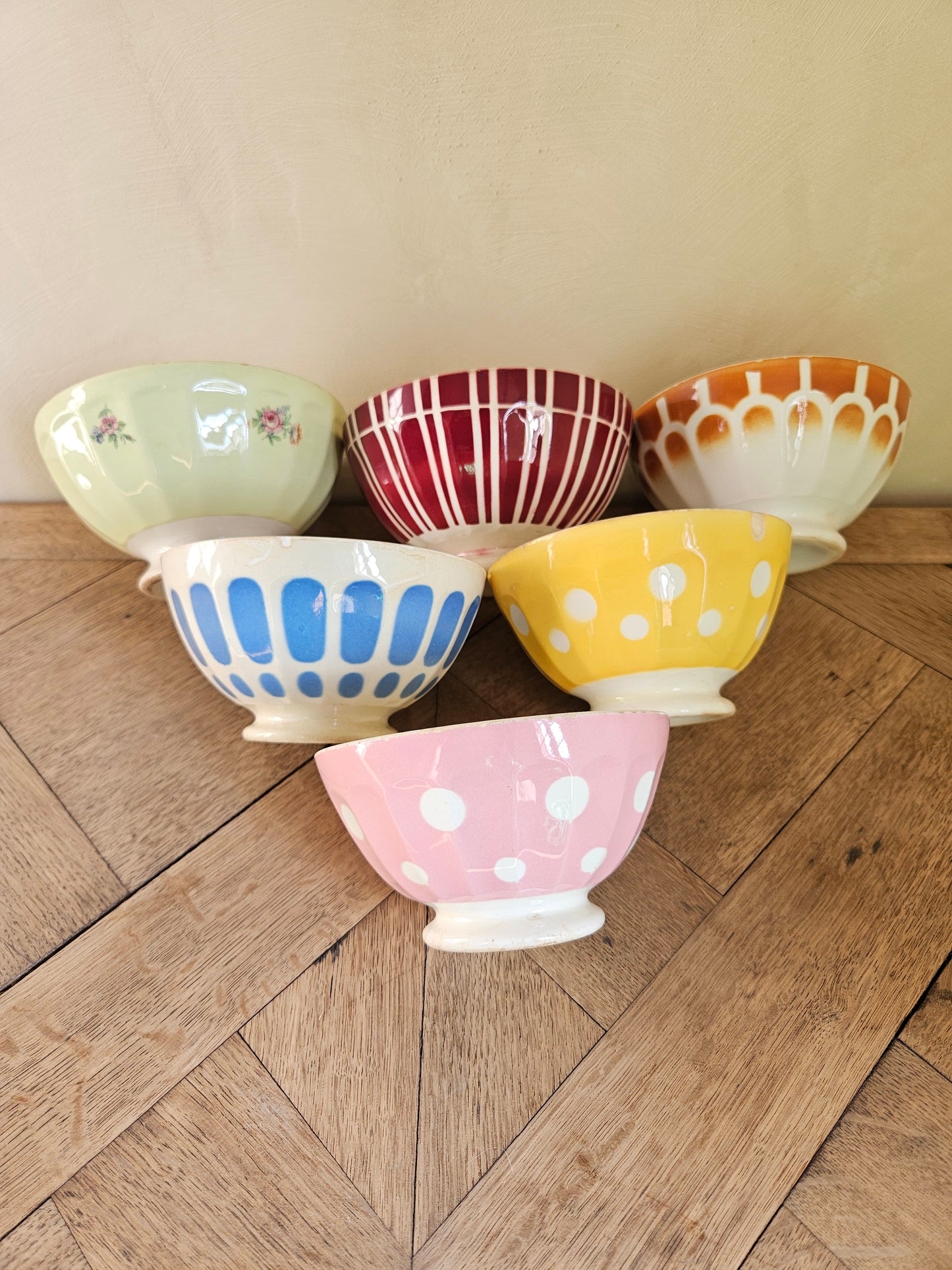 Bols à facettes anciens (abîmés)