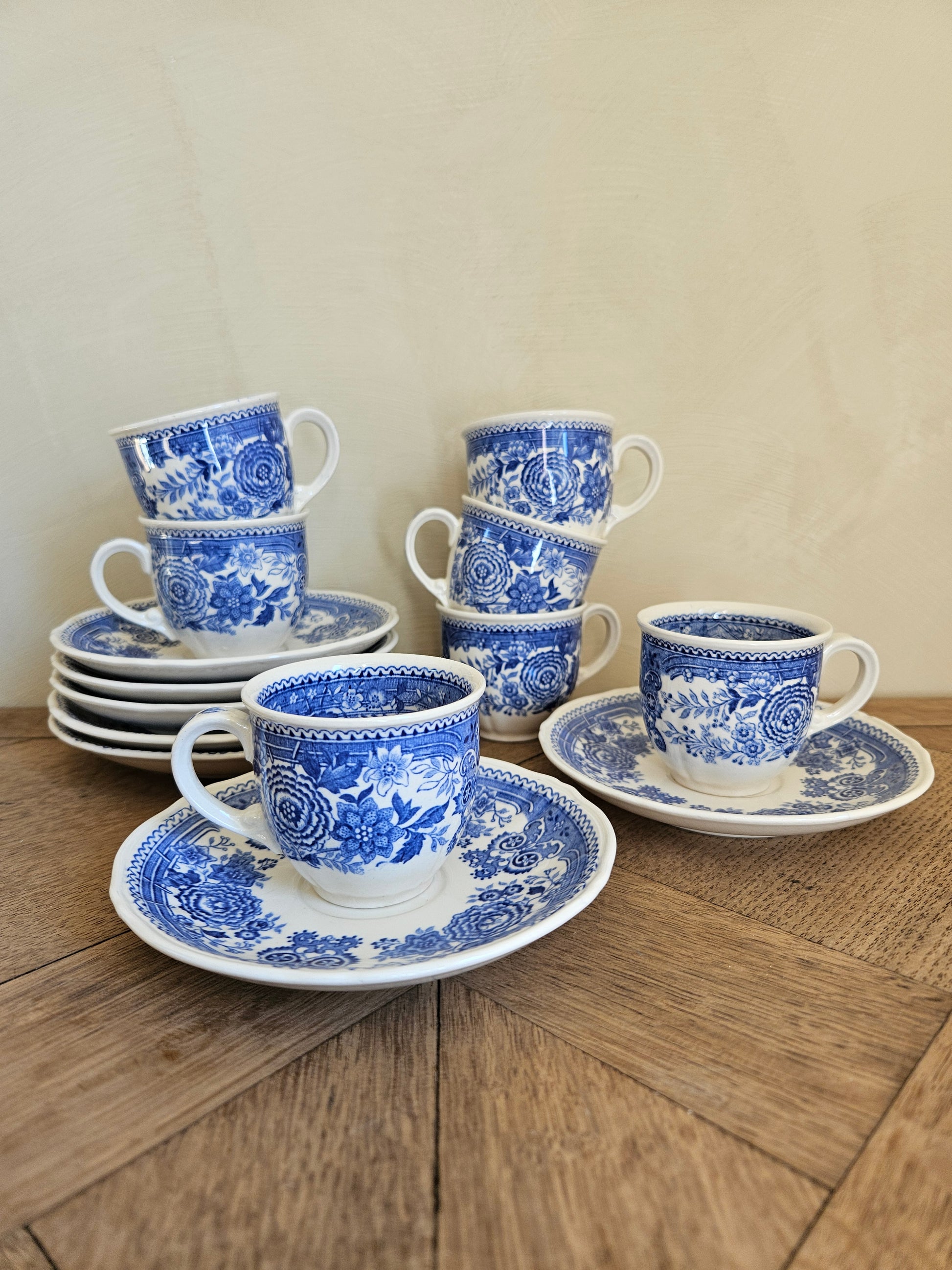 Tasses à thé et leurs soucoupes Acapulco de Villeroy et Boch Tasses à thé et leurs soucoupes Acapulco de Villeroy et Boch