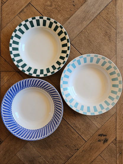 Assiettes creuses Digoin dépareillées