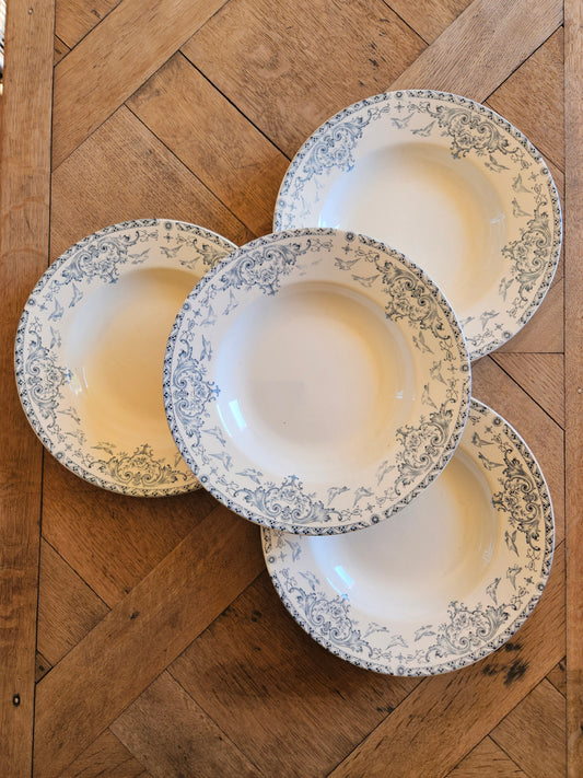 Assiettes creuses K&G Lunéville, Colombes