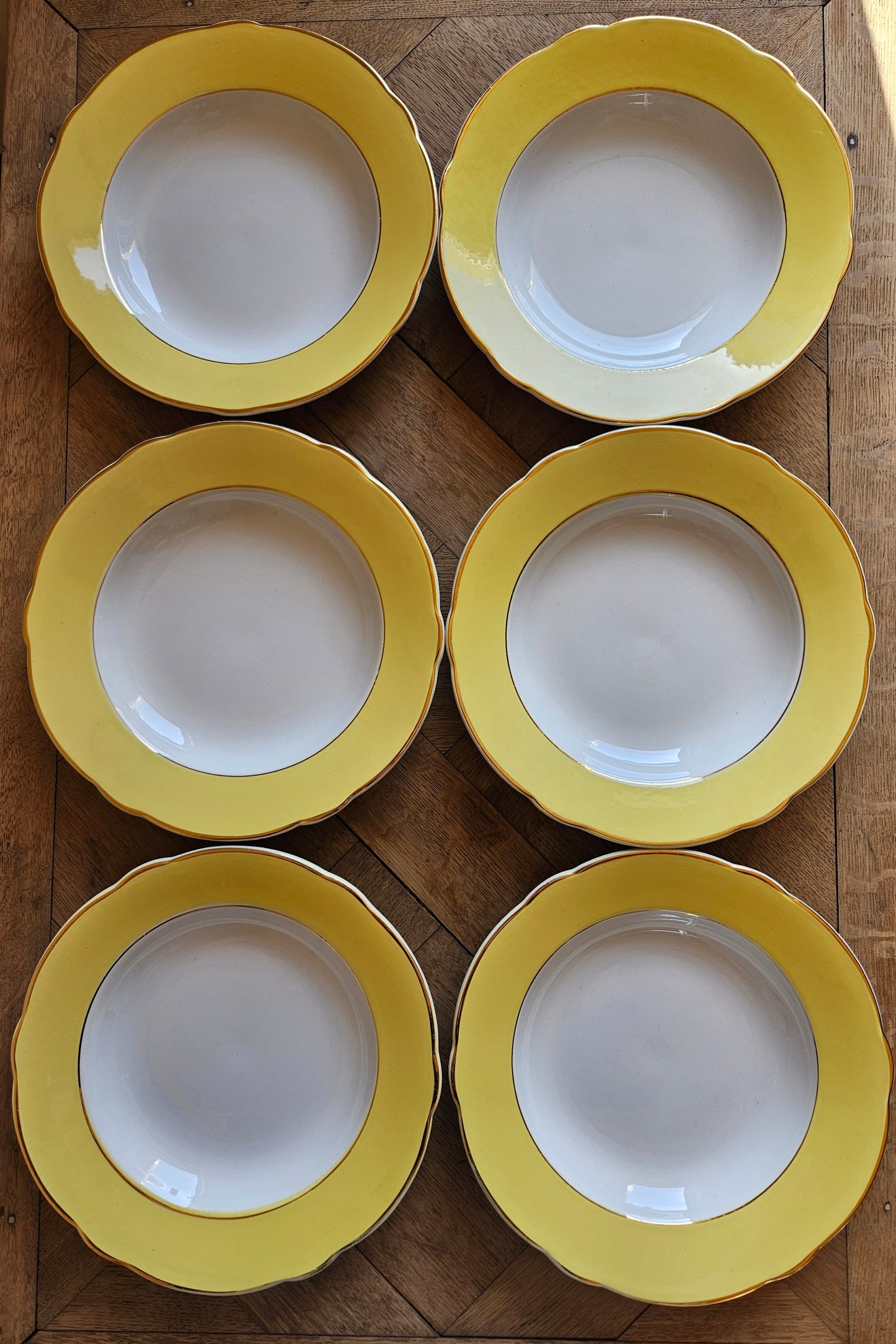 Assiettes creuses K&G Lunéville, Jonquille