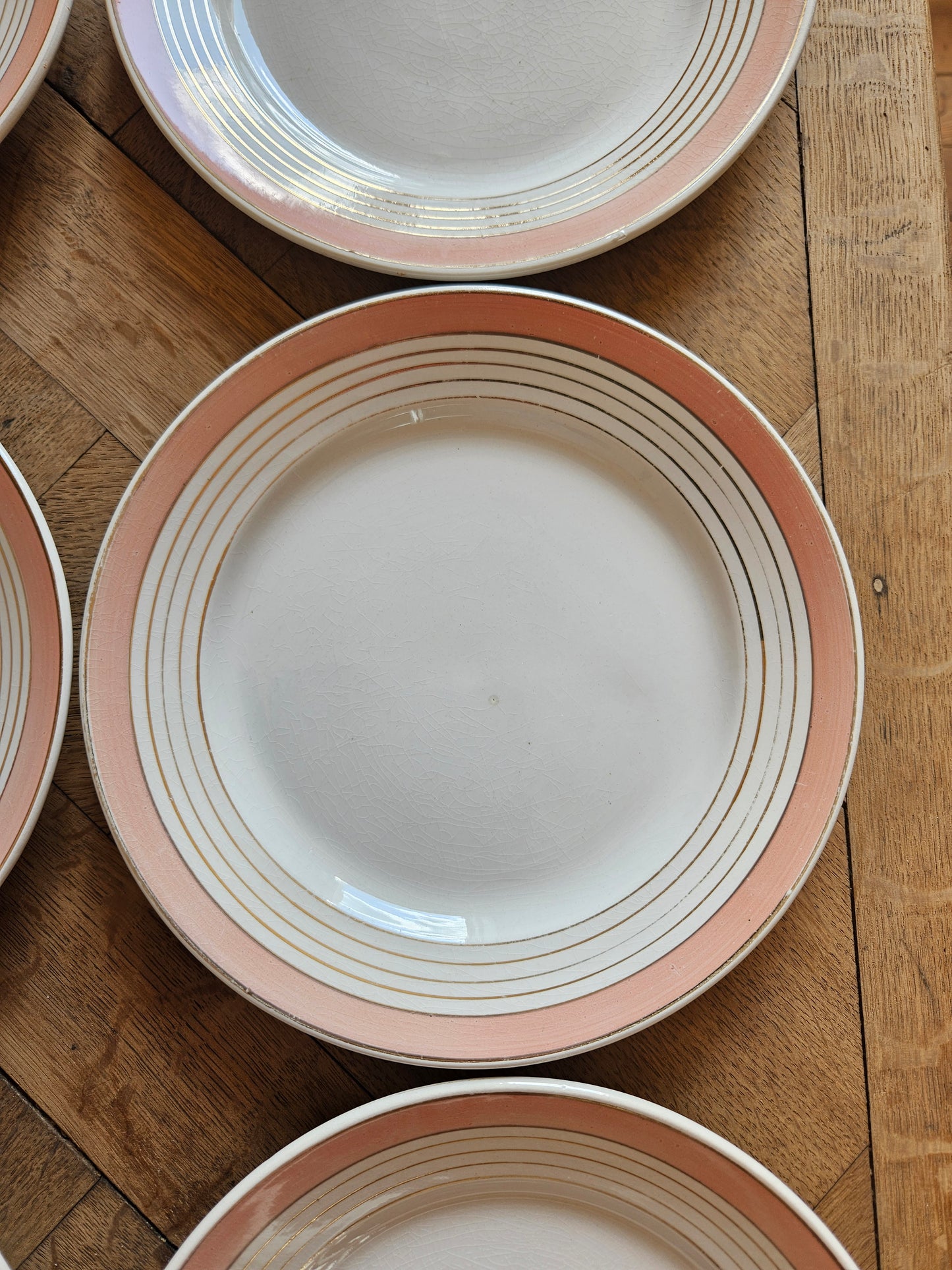 Assiettes plates K&G Lunéville roses