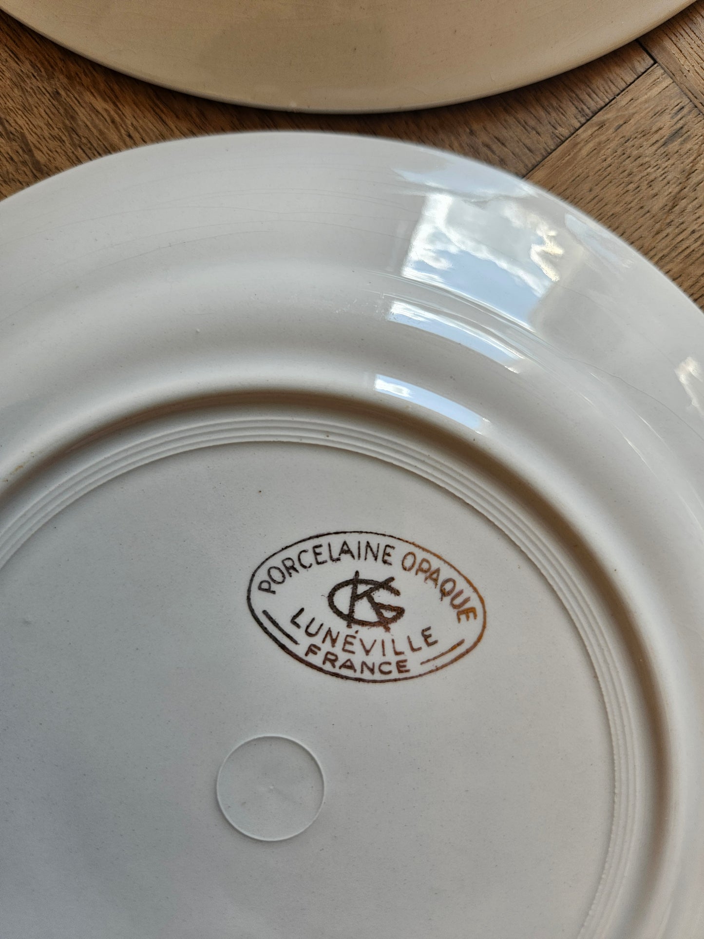 Assiettes plates K&G Lunéville roses
