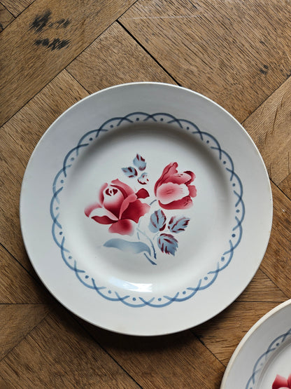Assiettes plates rétro dépareillées, Digoin