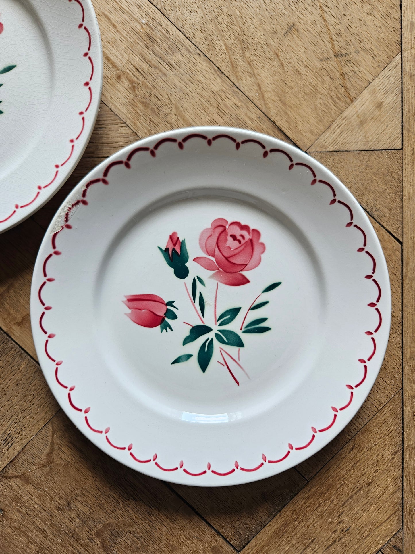Assiettes plates rétro dépareillées, Digoin & Badonviller