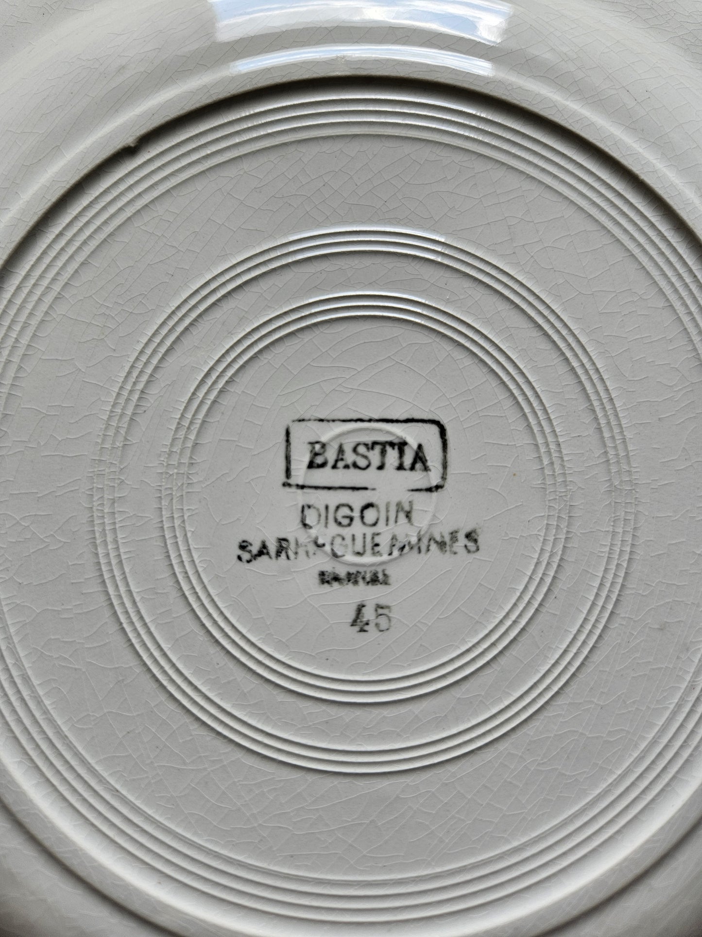 Assiettes plates rétro Digoin, Bastia
