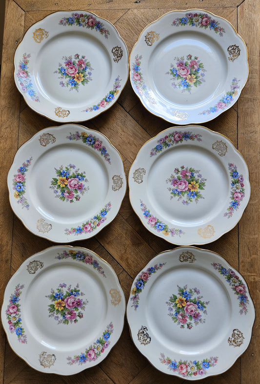 Assiettes plates anciennes porcelaine S.F.P Foëcy