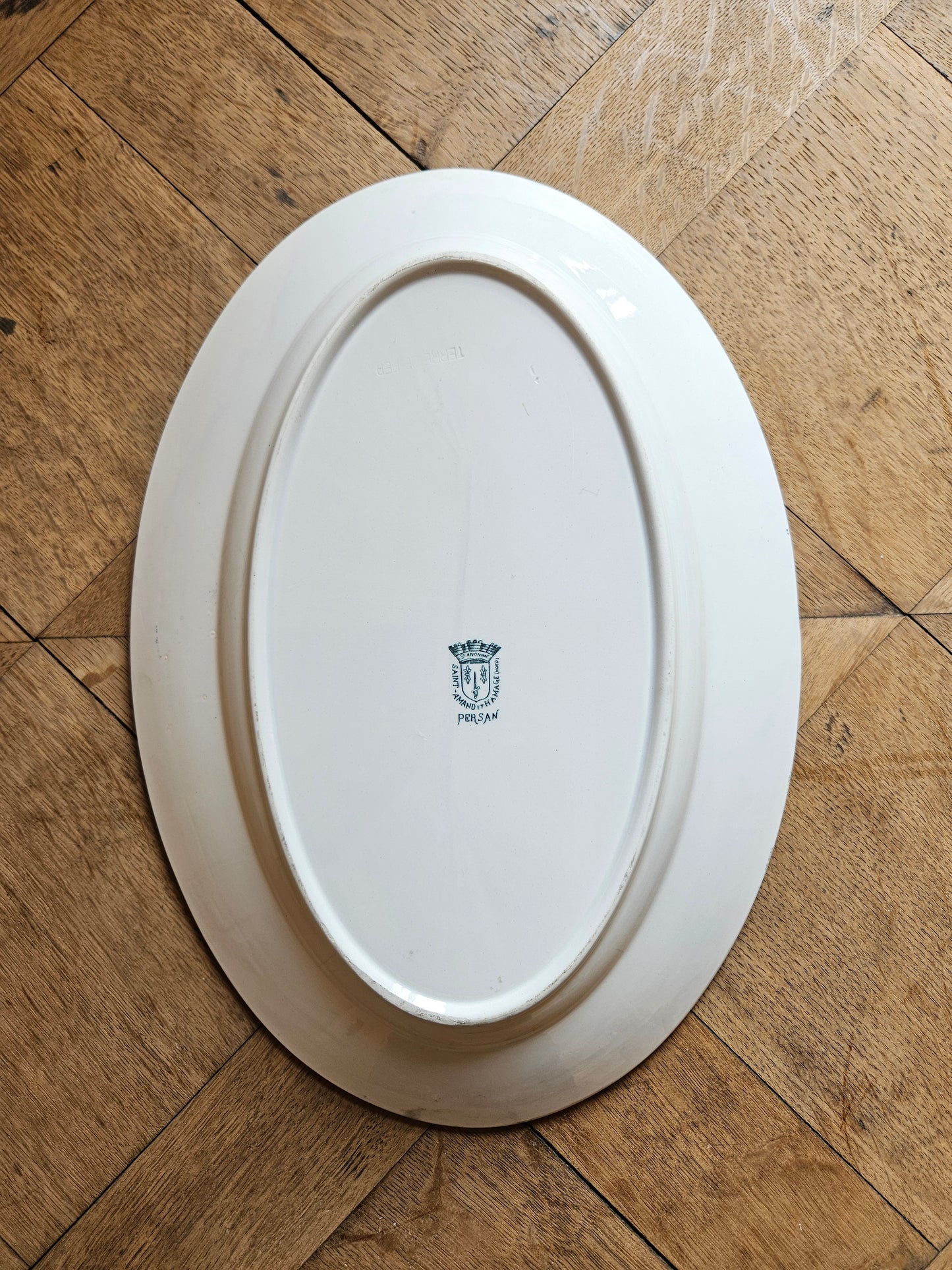 Plat ovale St Amand, Persan