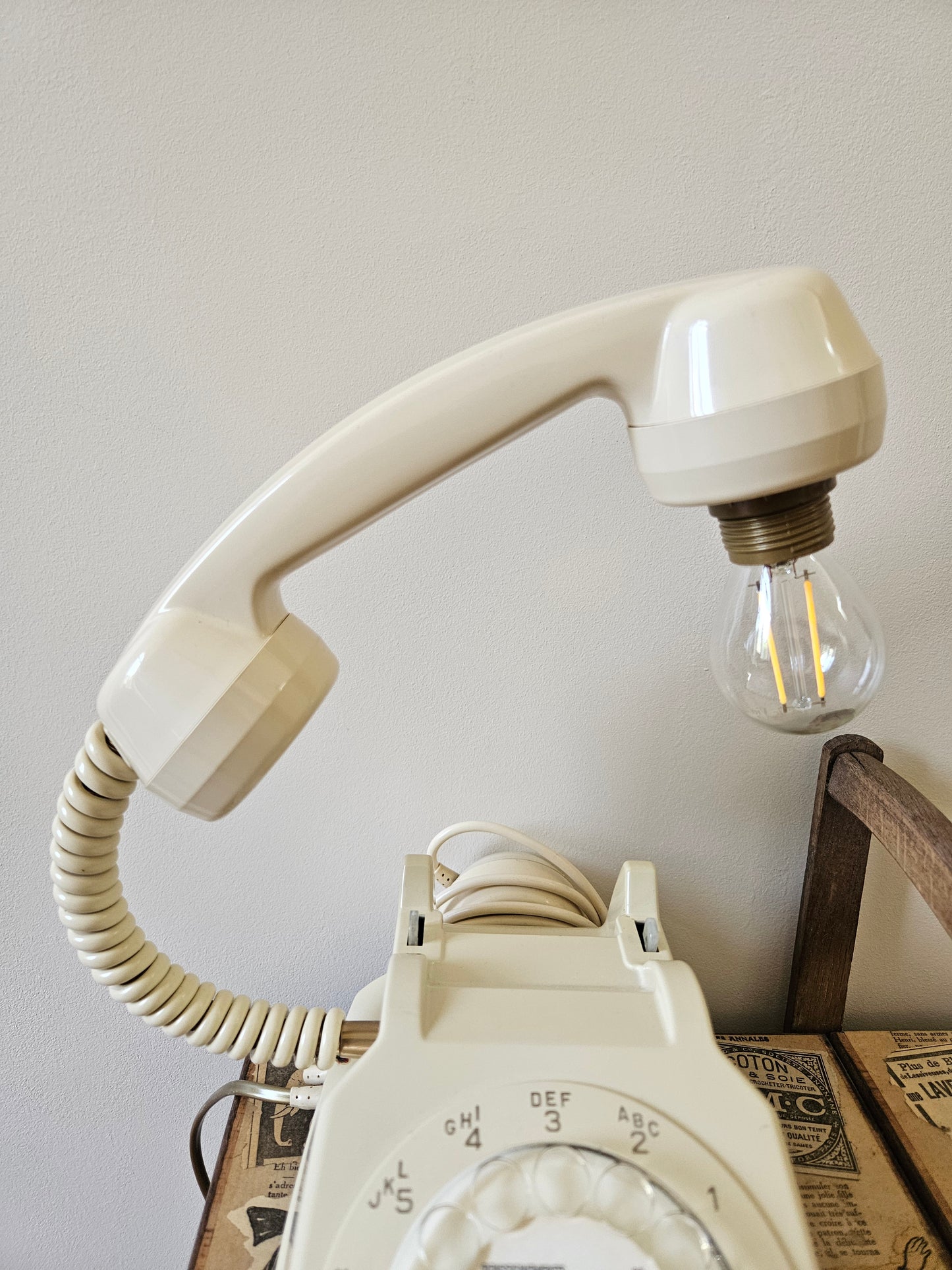 Lampe vintage BakéLight, crème