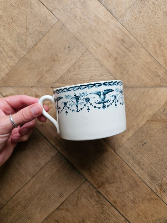 Tasse ancienne terre de fer Badonviller Primerose