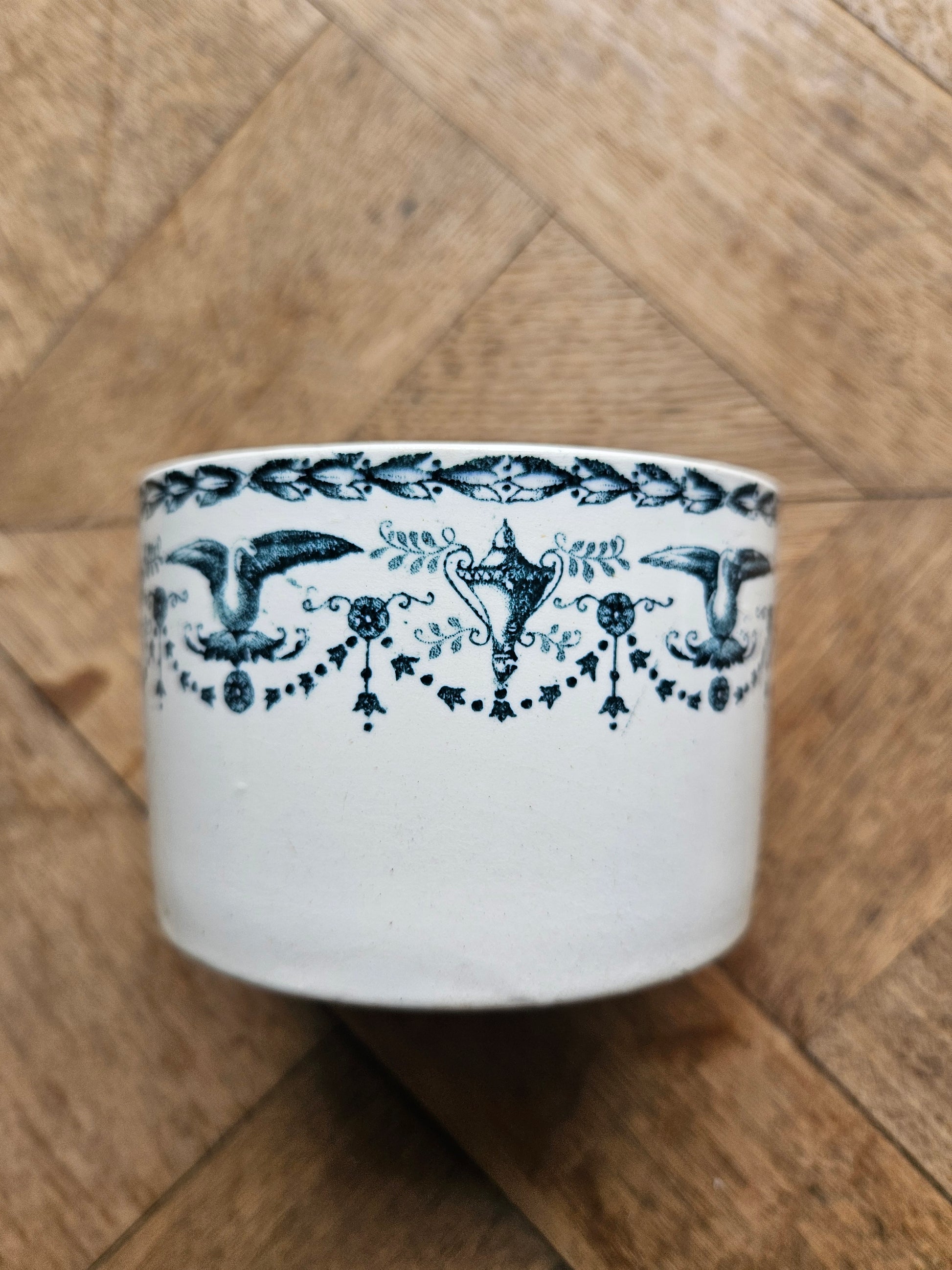 Tasse ancienne terre de fer Badonviller Primerose