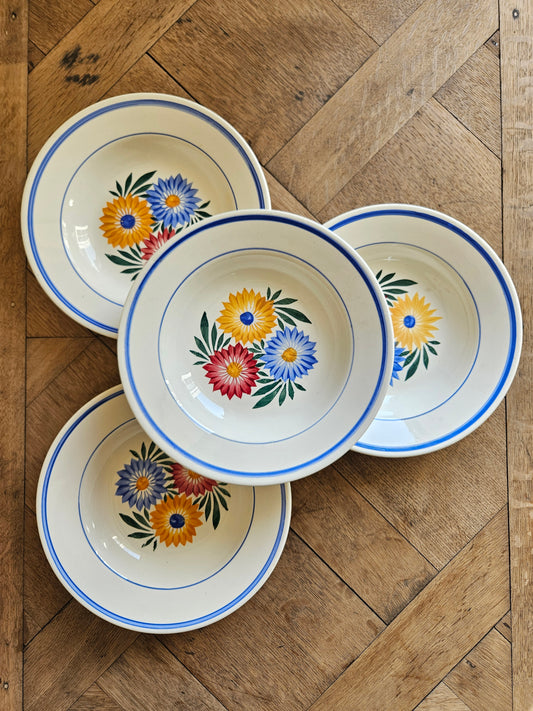 Assiettes creuses vintage fleuries