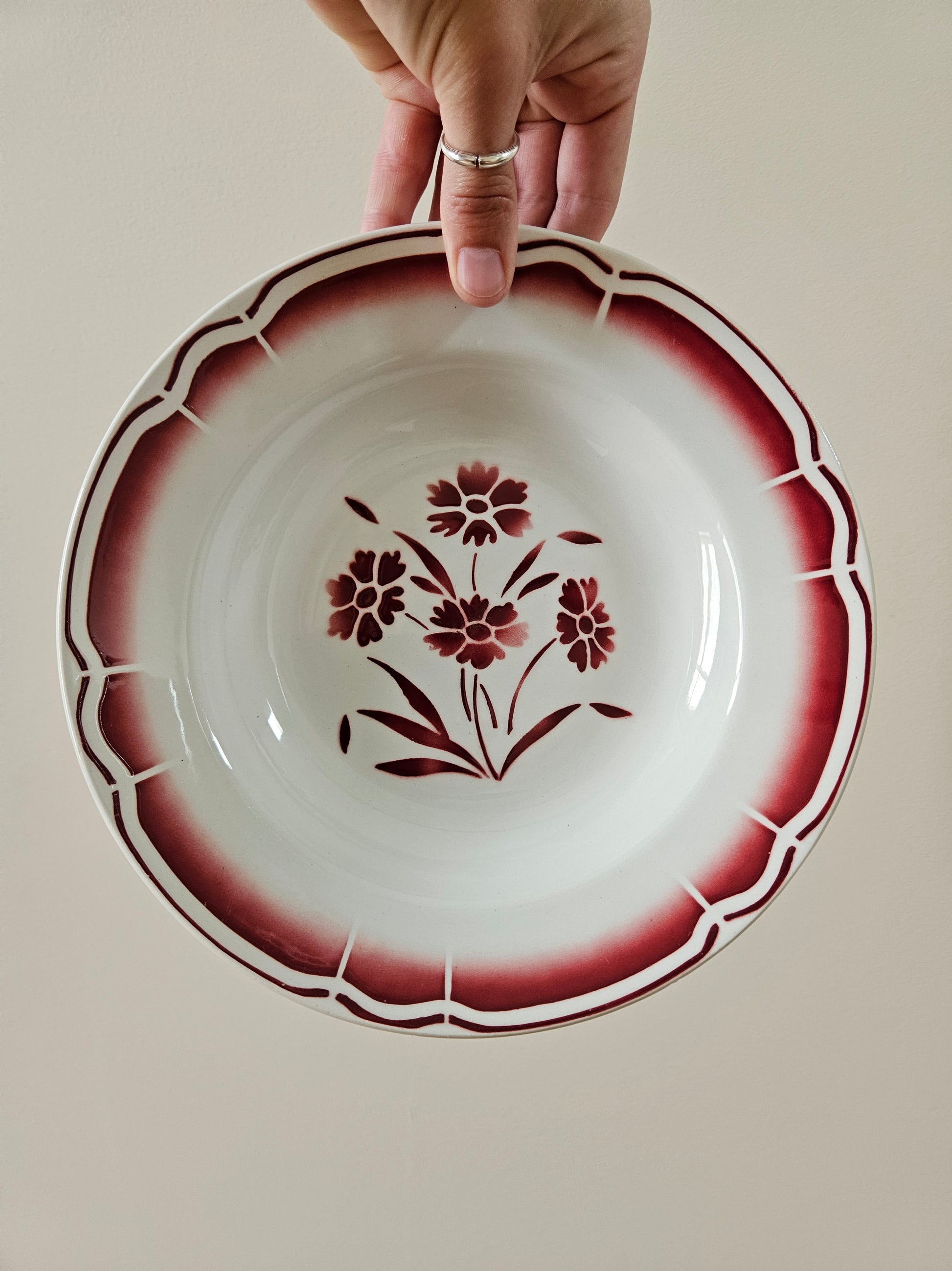 Assiettes creuses vintage Badonviller rouge