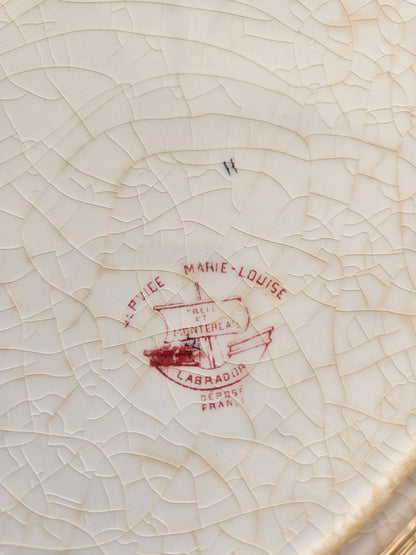 Plat ovale ancien en terre de fer Creil et Montereau, modèle Marie-Louise rouge